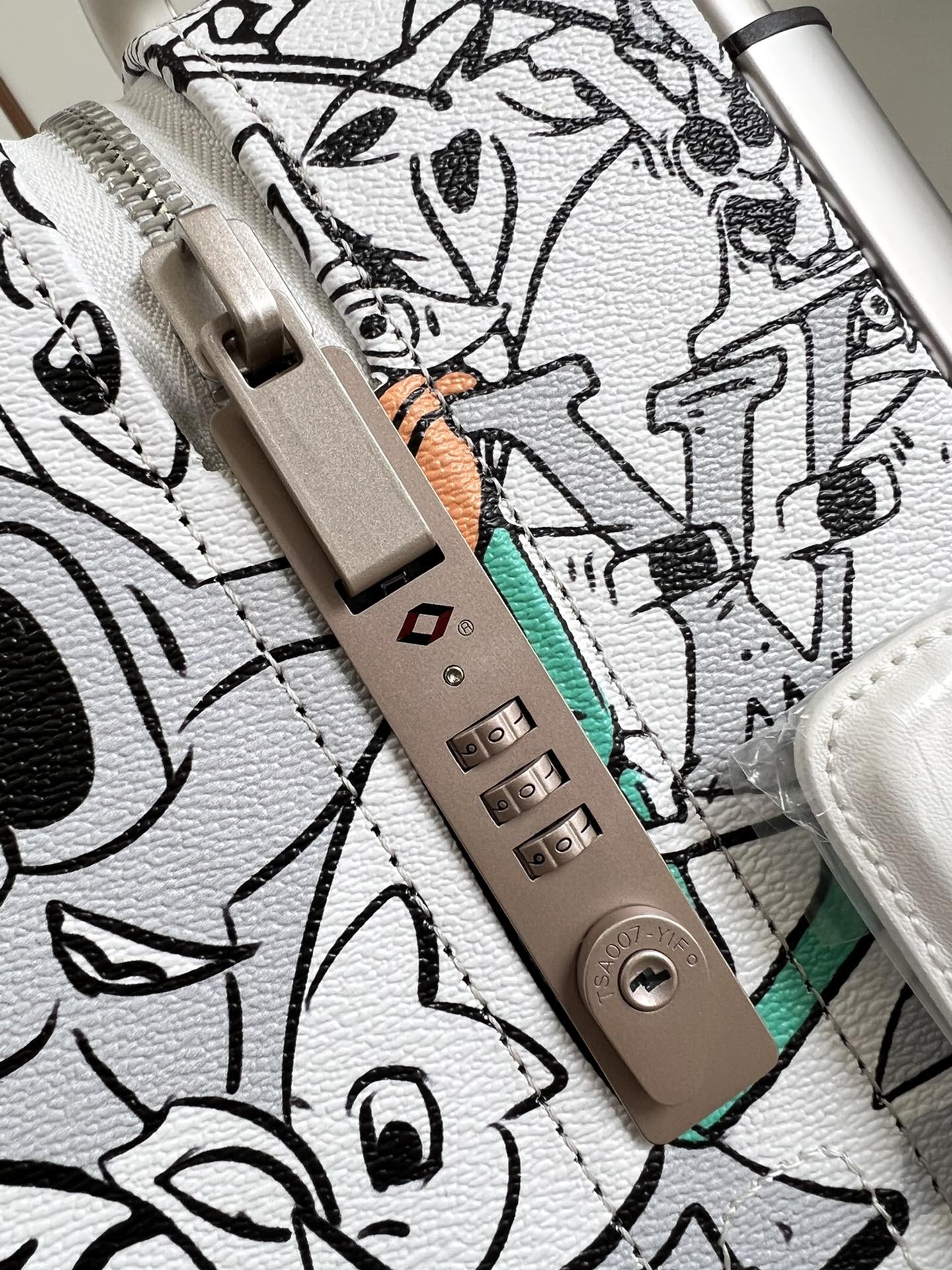 LuxluxHouse Best Quality Bags Luggage