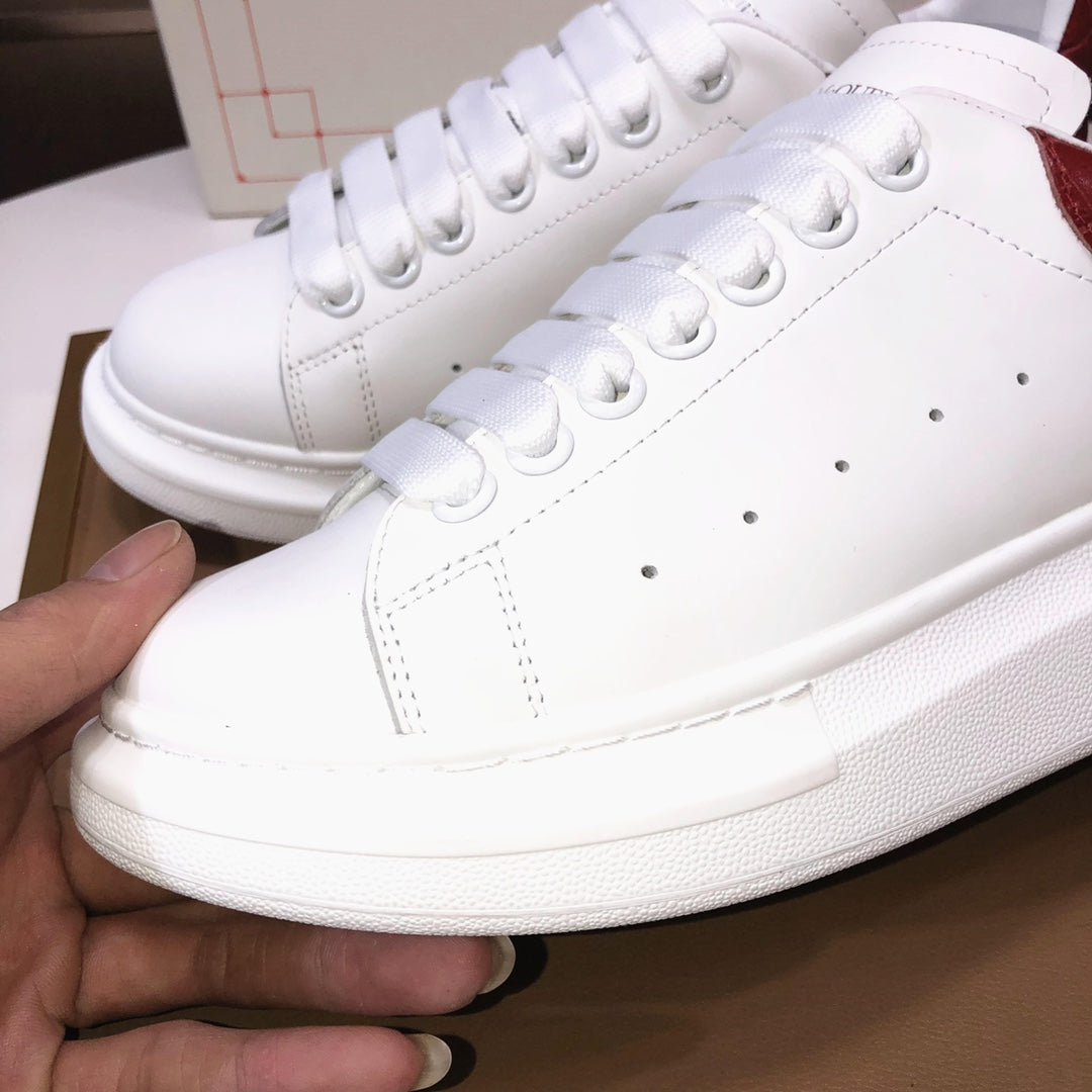 LuxluxHouse Best Quality Shoes Alexander McQueen