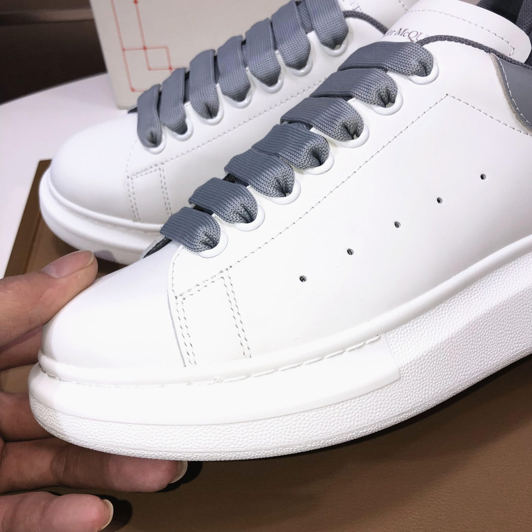 LuxluxHouse Best Quality Shoes Alexander McQueen