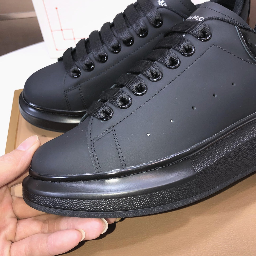 LuxluxHouse Best Quality Shoes Alexander McQueen