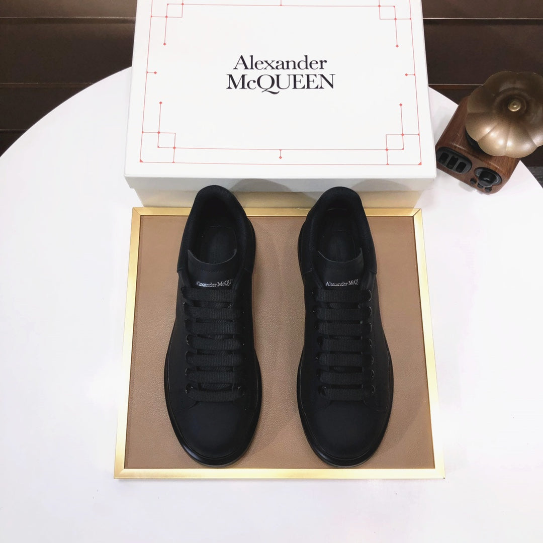 LuxluxHouse Best Quality Shoes Alexander McQueen