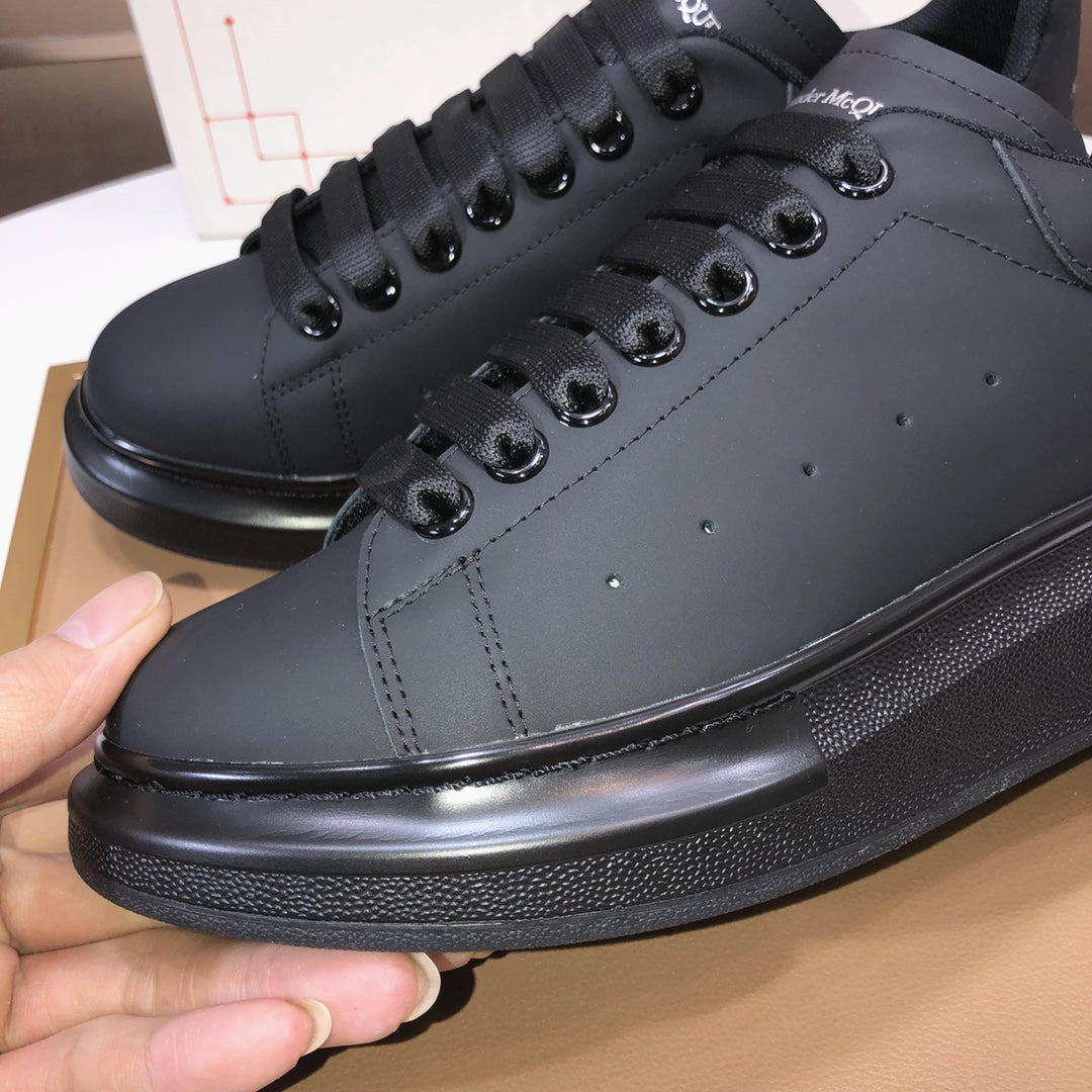 LuxluxHouse Best Quality Shoes Alexander McQueen