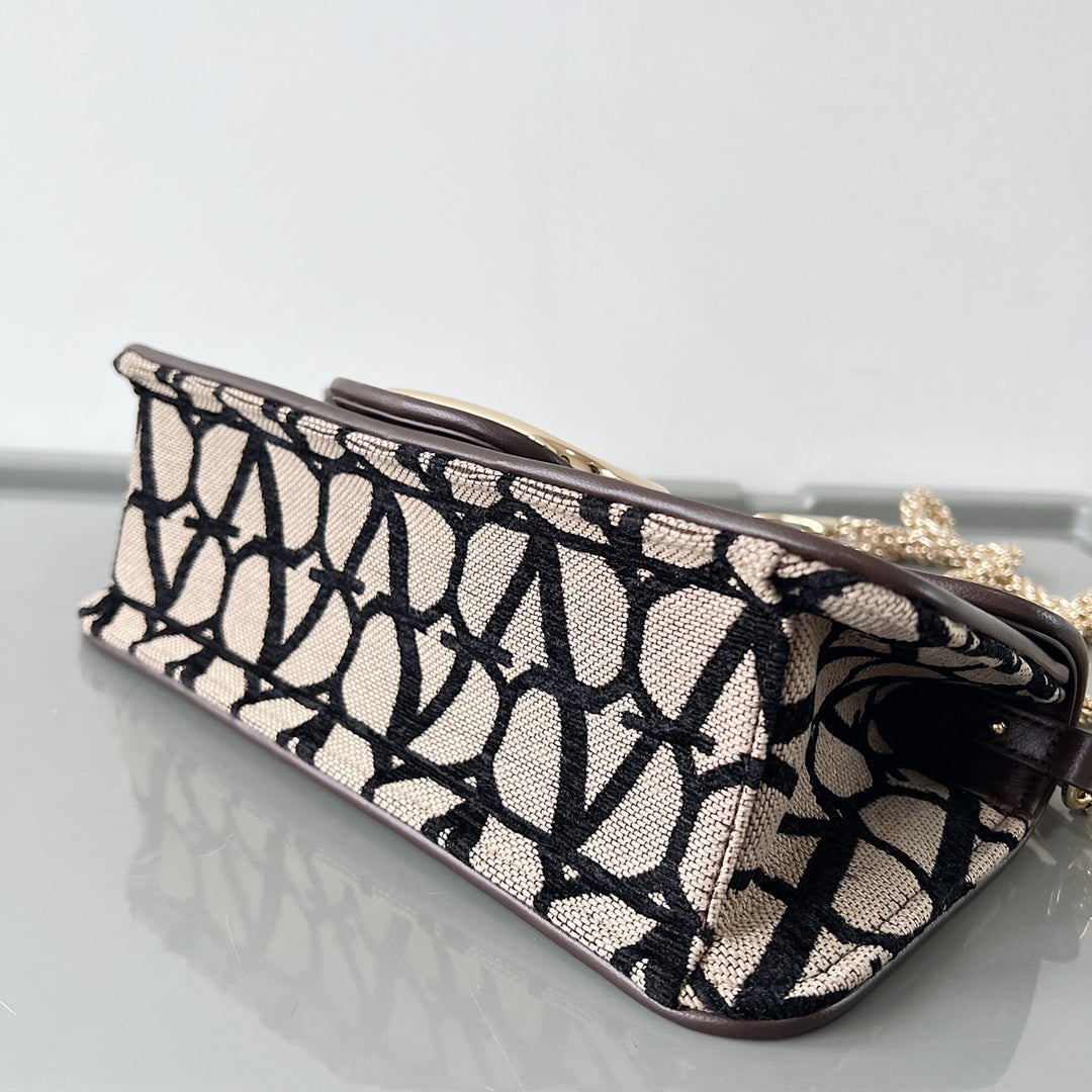LuxluxHouse Best Quality Bags Valentino Women