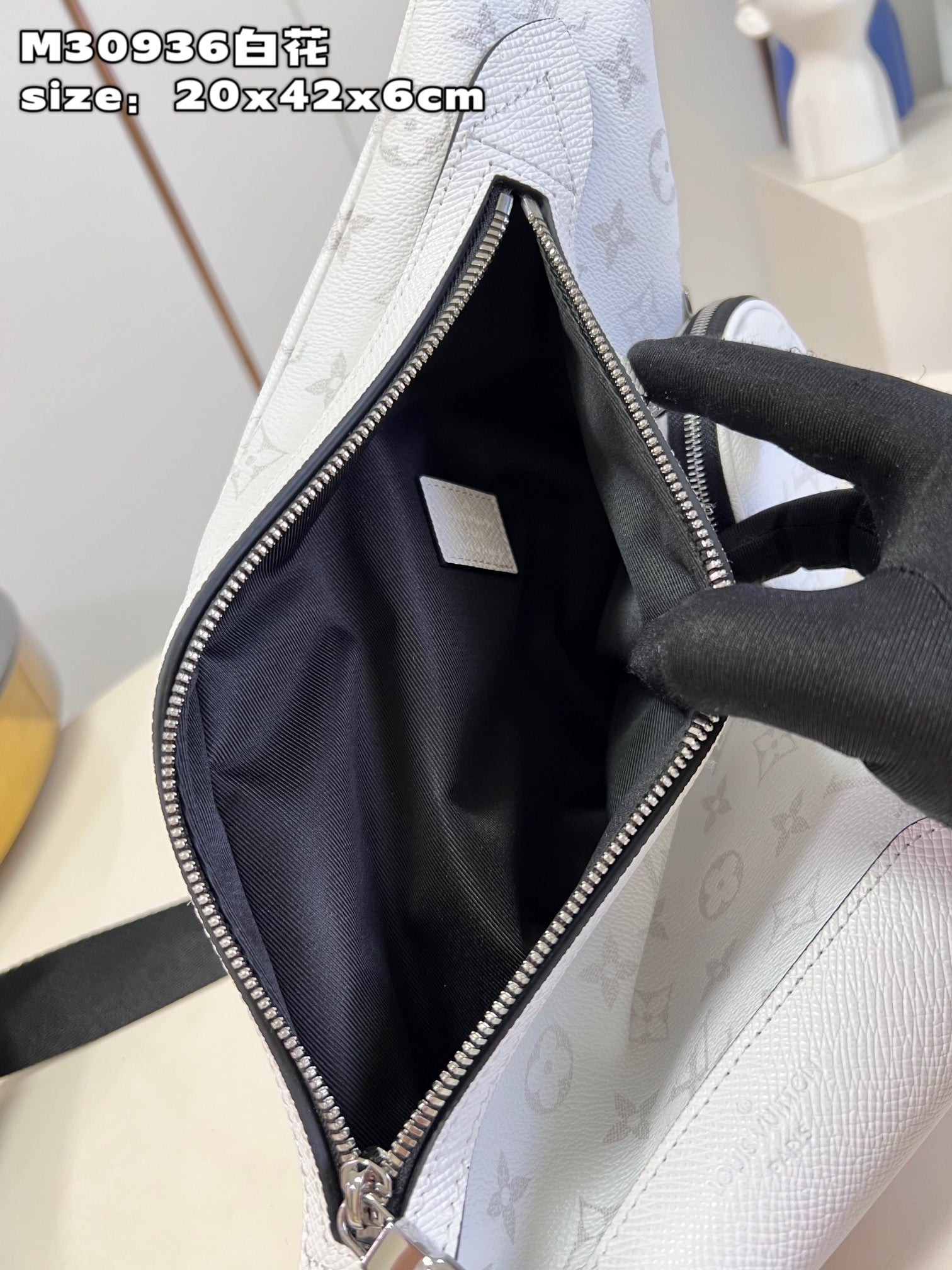 LuxluxHouse Best Quality Bags Louis Vuitton Men