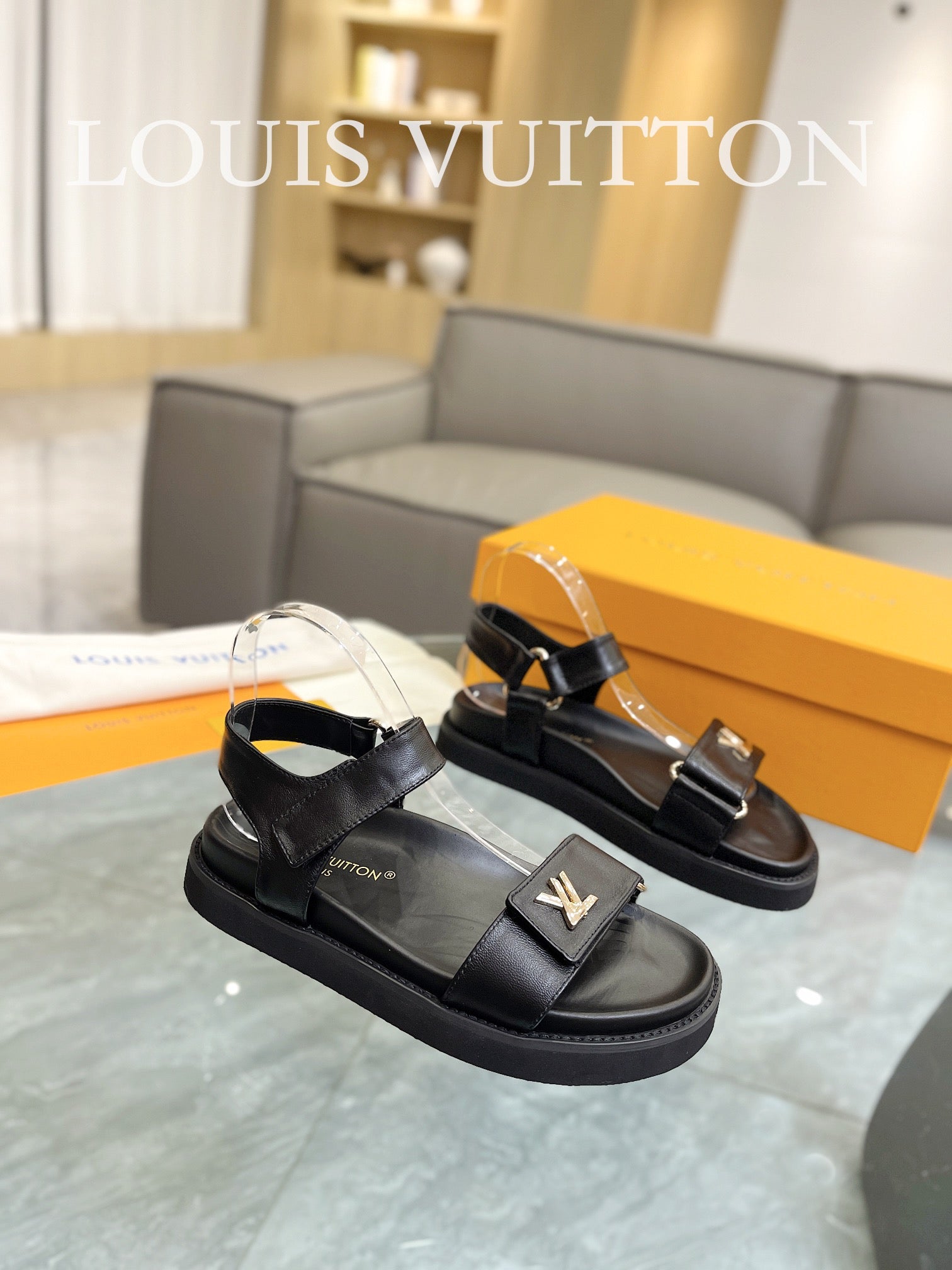 LuxluxHouse Best Quality Sandals Louis Vuitton