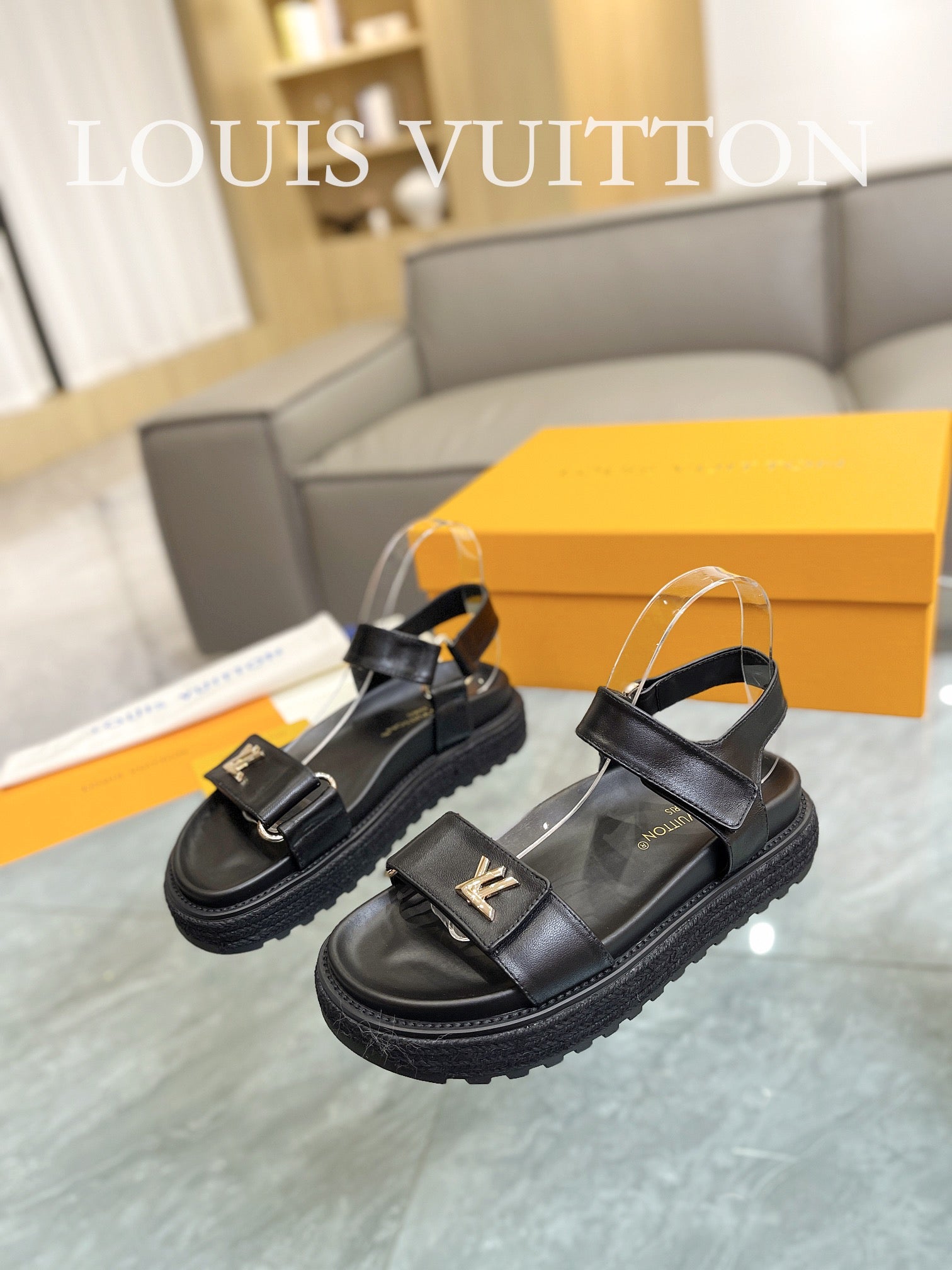 LuxluxHouse Best Quality Sandals Louis Vuitton
