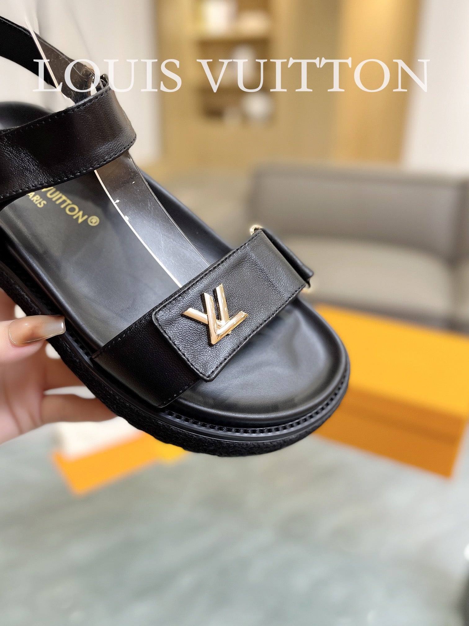 LuxluxHouse Best Quality Sandals Louis Vuitton