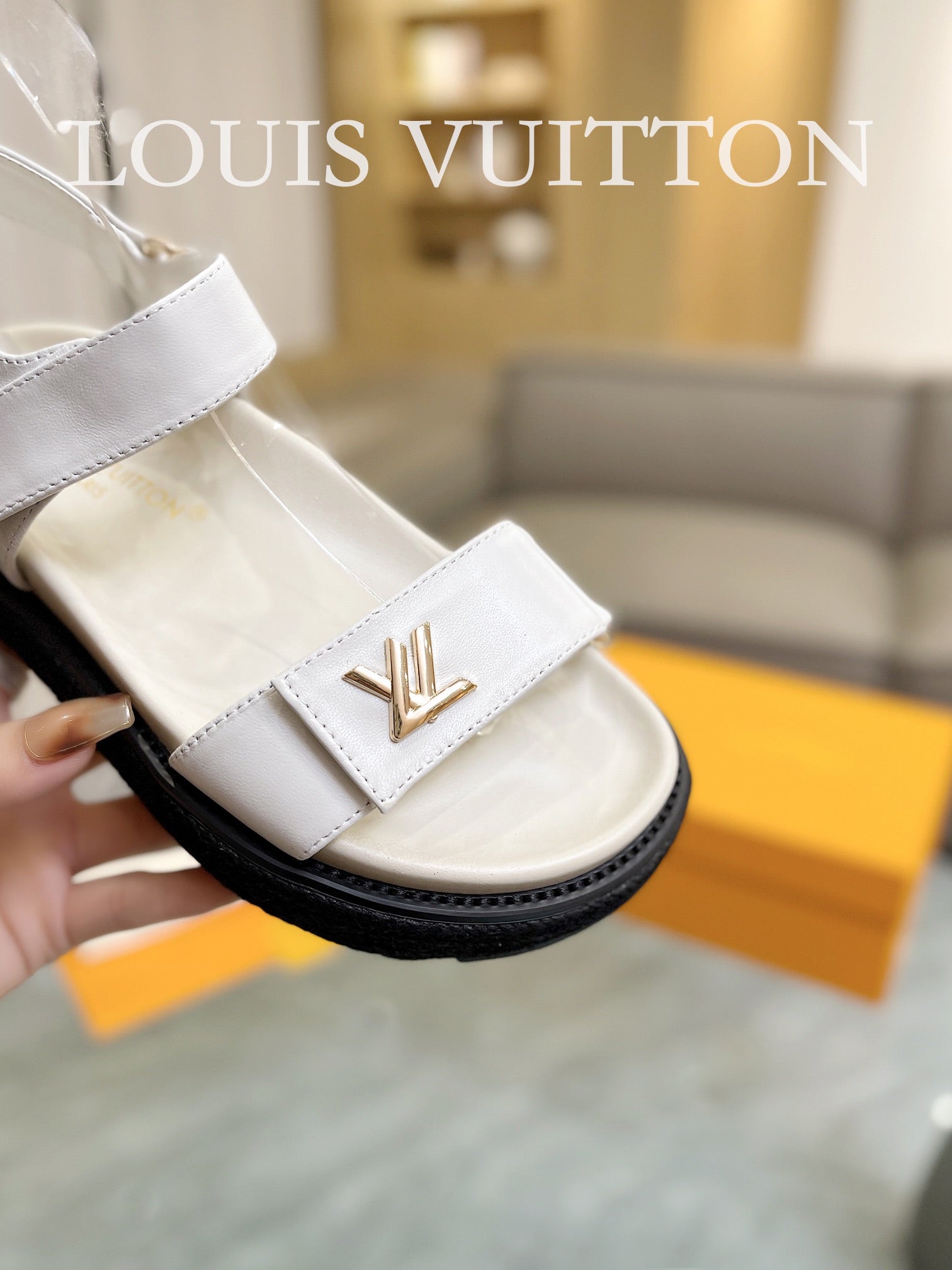 LuxluxHouse Best Quality Sandals Louis Vuitton
