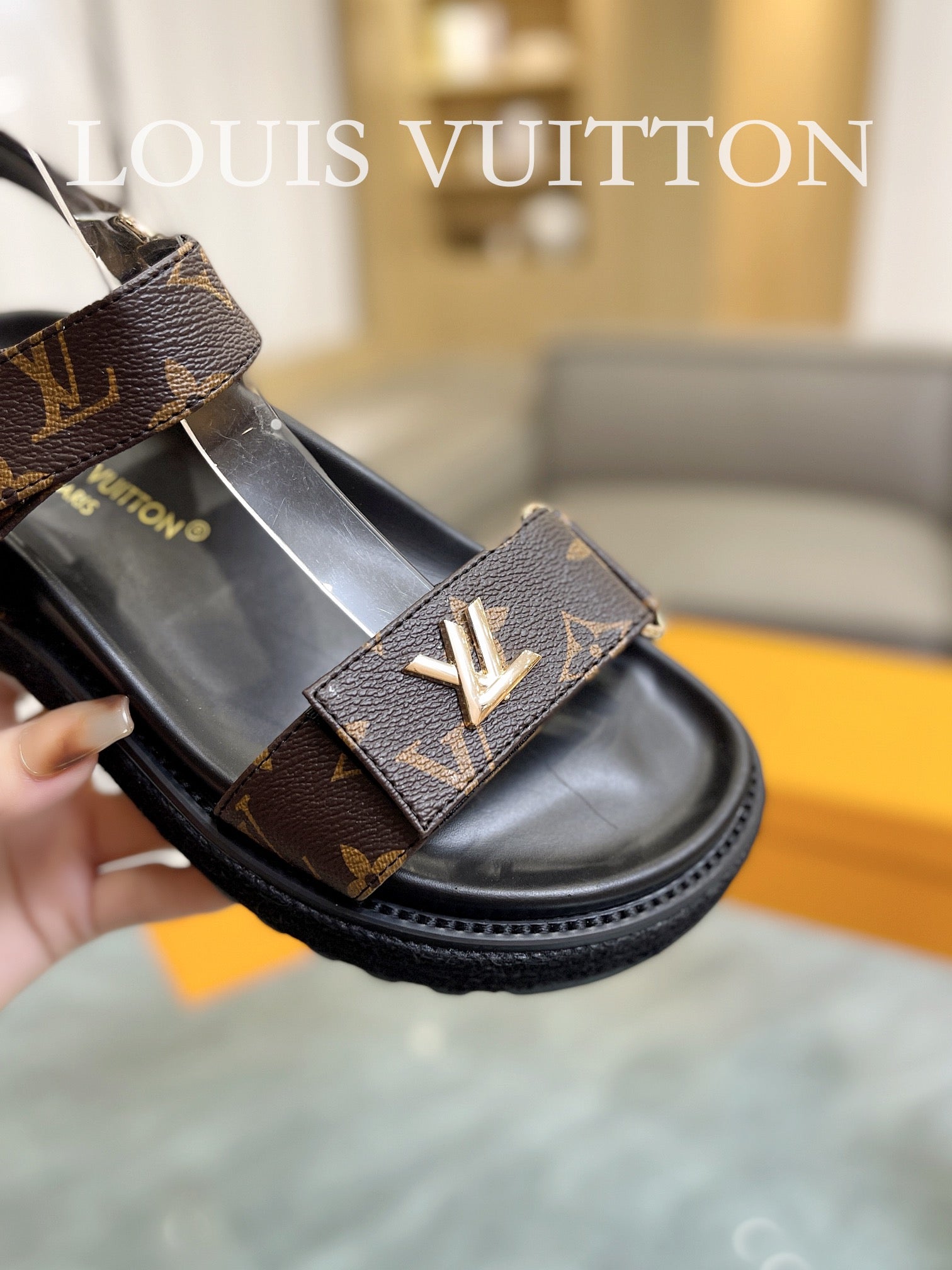 LuxluxHouse Best Quality Sandals Louis Vuitton