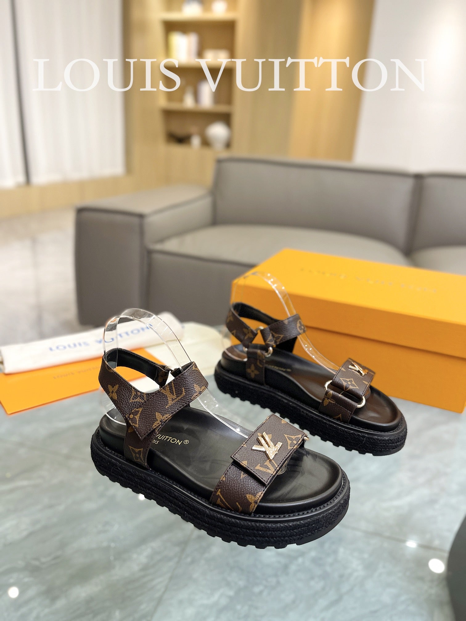 LuxluxHouse Best Quality Sandals Louis Vuitton