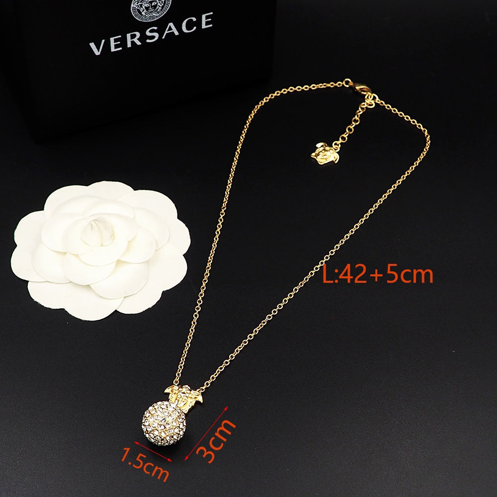 LuxluxHouse Best Quality Accessories Versace