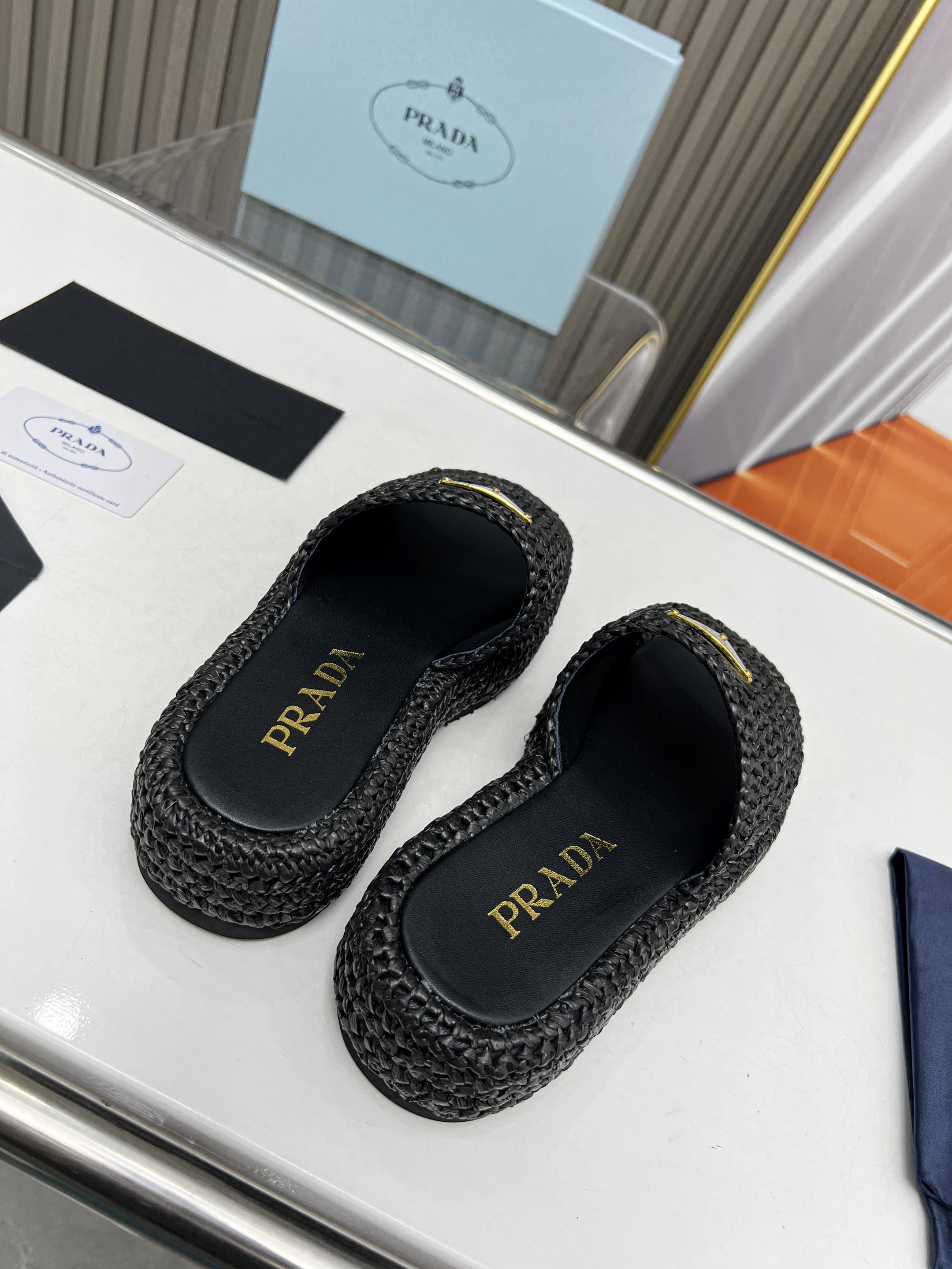 LuxluxHouse Best Quality Sandals Prada