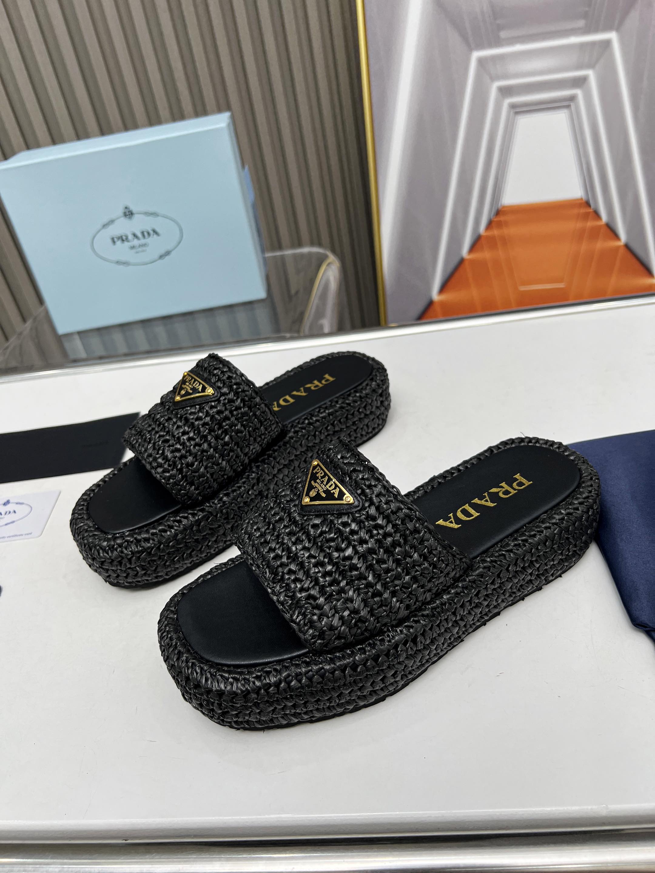 LuxluxHouse Best Quality Sandals Prada