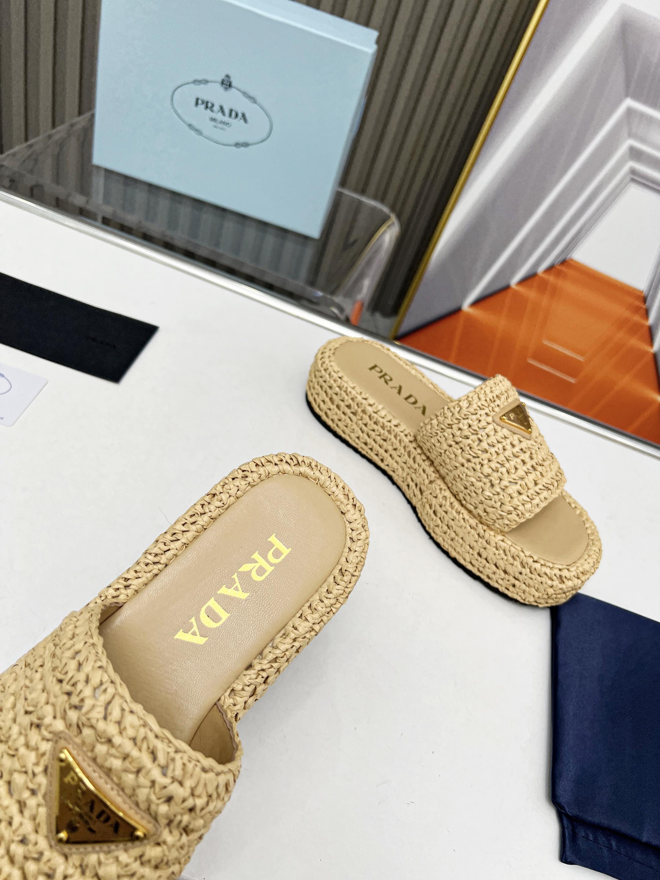 LuxluxHouse Best Quality Sandals Prada