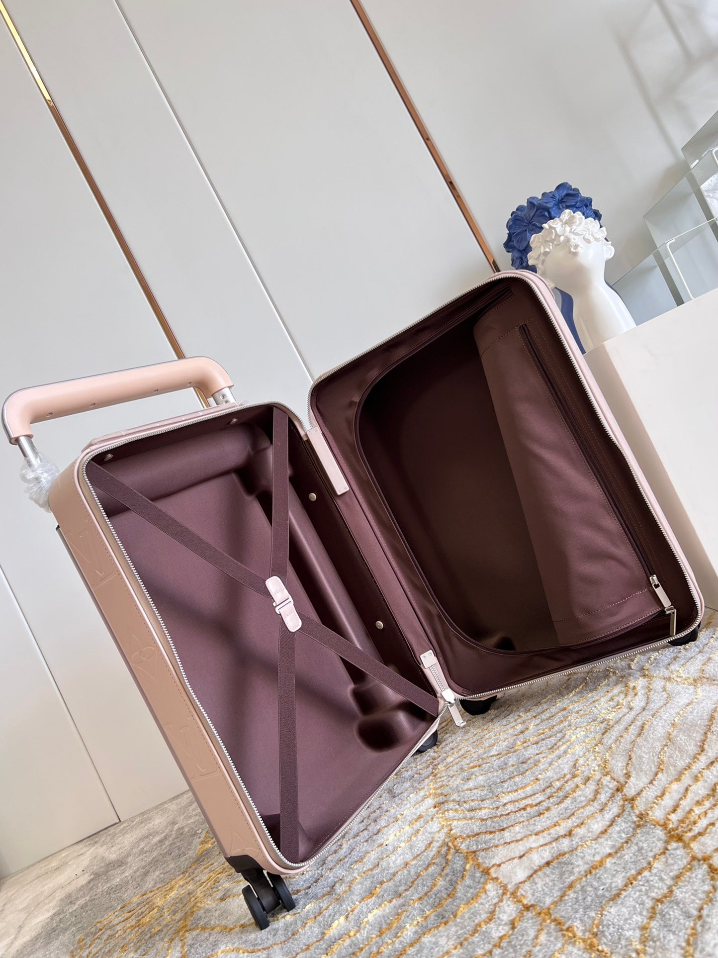 LuxluxHouse Best Quality Bags Luggage