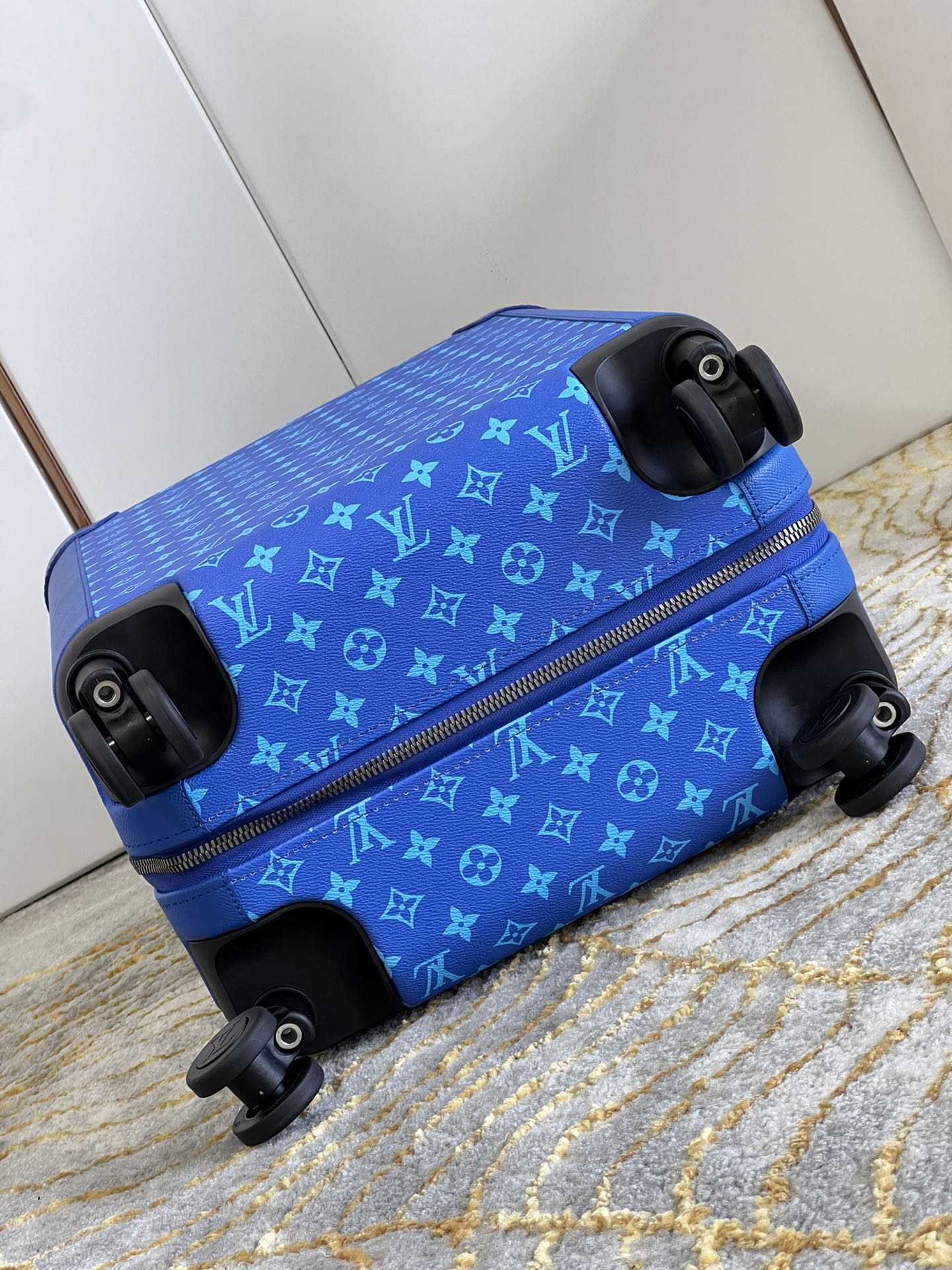 LuxluxHouse Best Quality Bags Luggage