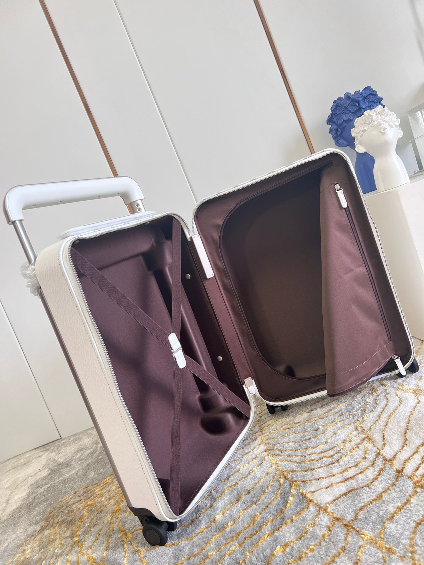 LuxluxHouse Best Quality Bags Luggage