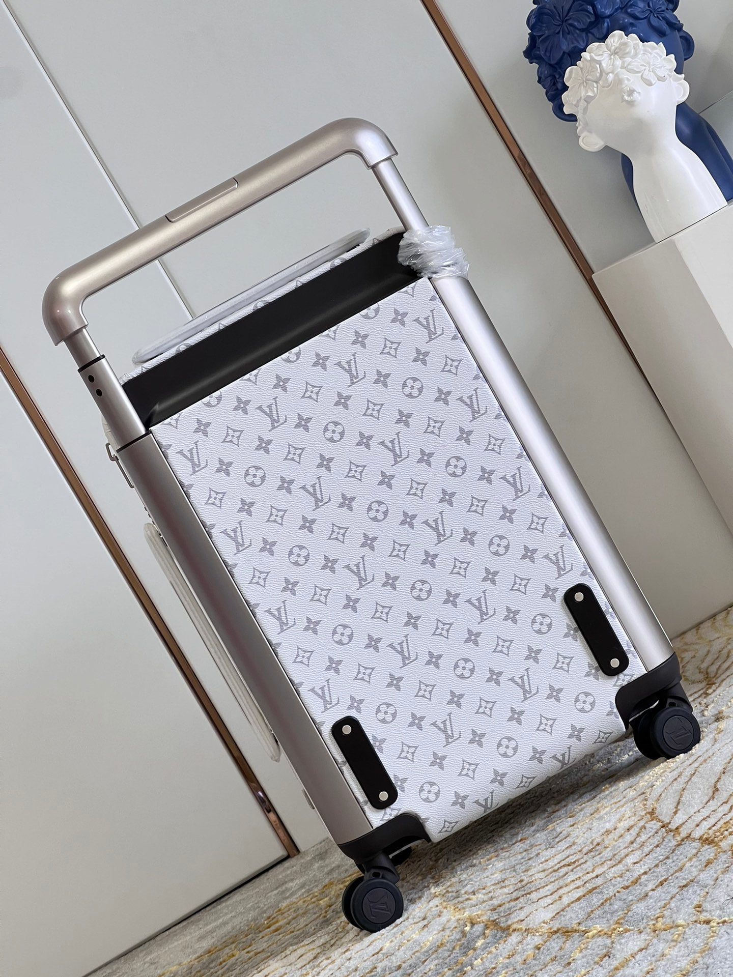 LuxluxHouse Best Quality Bags Luggage