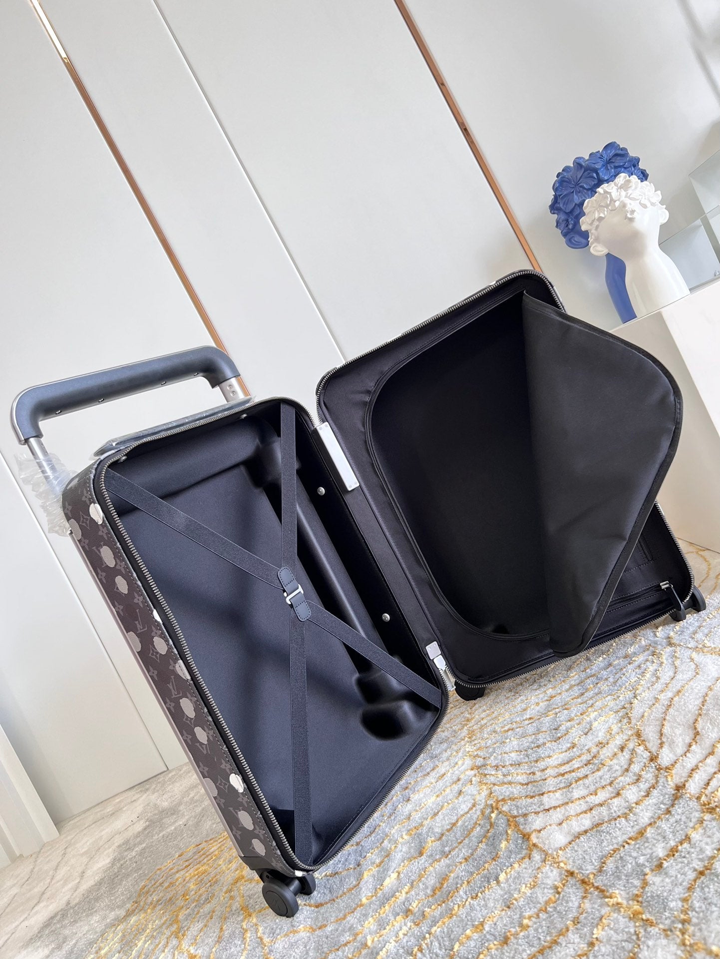 LuxluxHouse Best Quality Bags Luggage