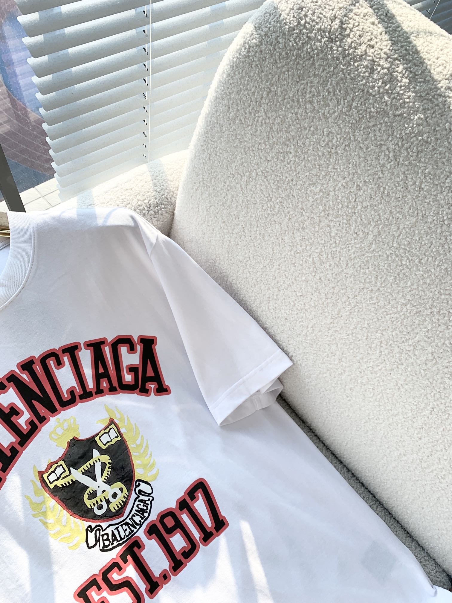 LuxluxHouse Best Quality Clothes Balenciaga T-shirt