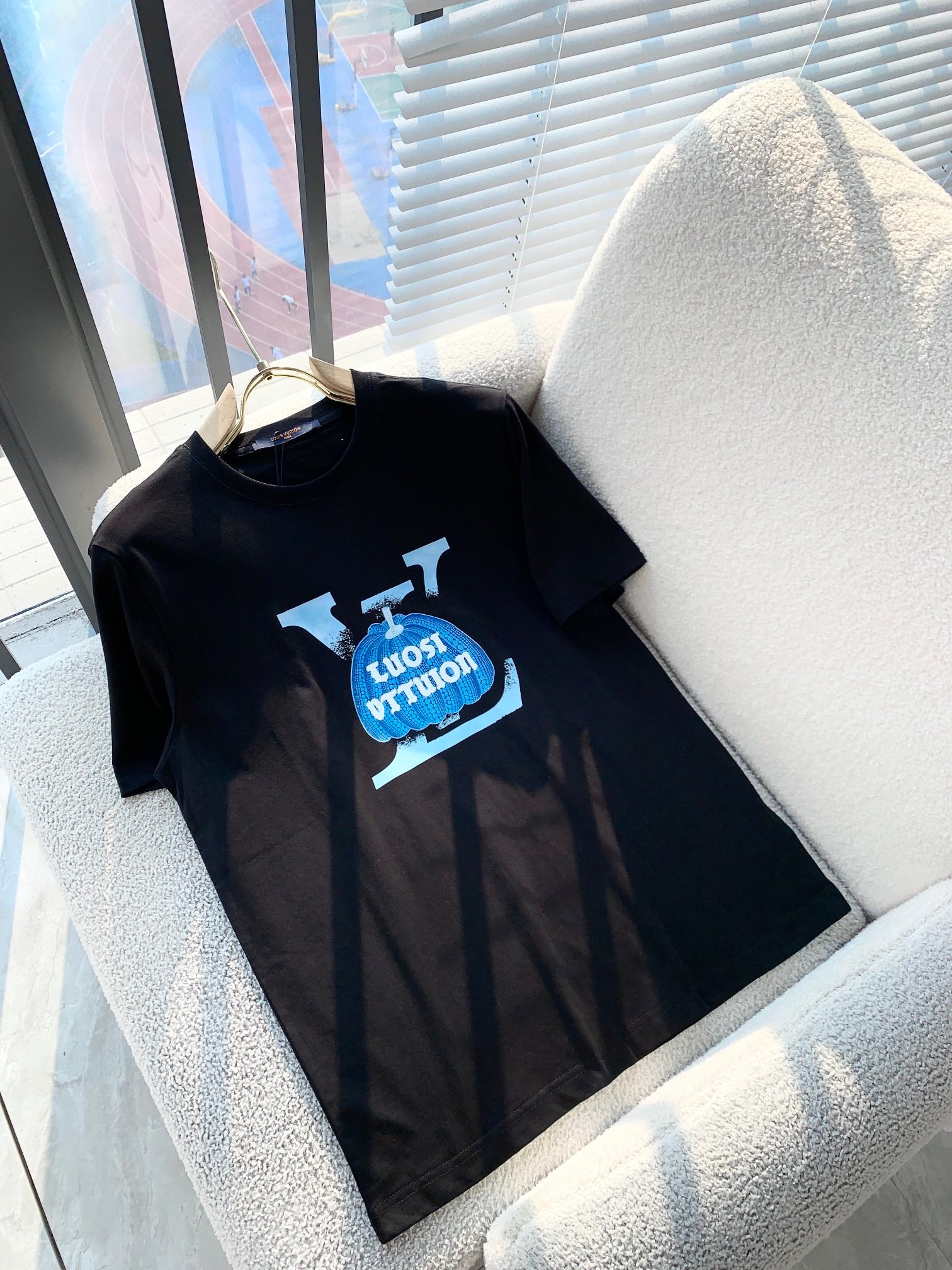 LuxluxHouse Best Quality Clothes T-shirt Louis Vuitton