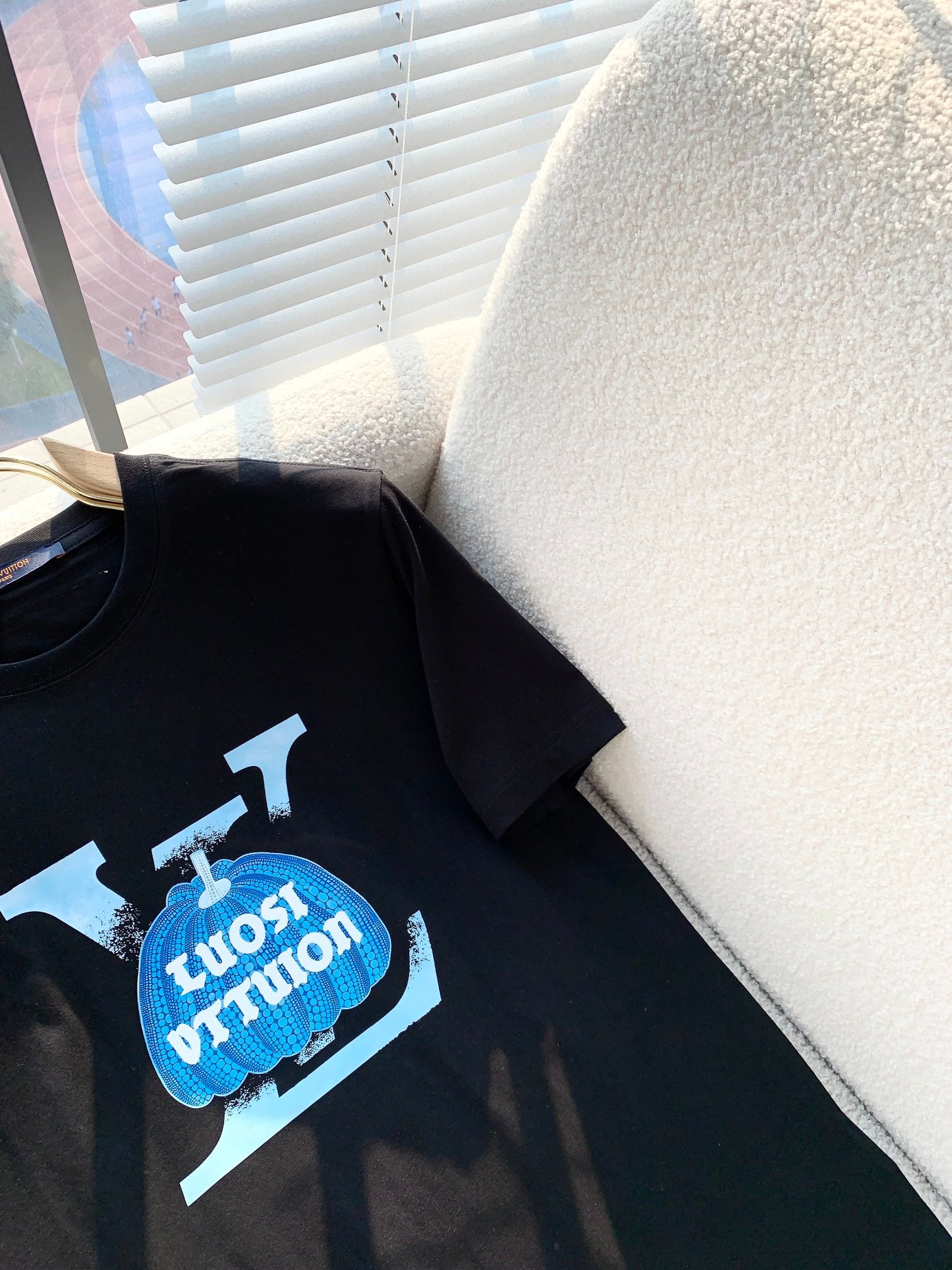 LuxluxHouse Best Quality Clothes T-shirt Louis Vuitton