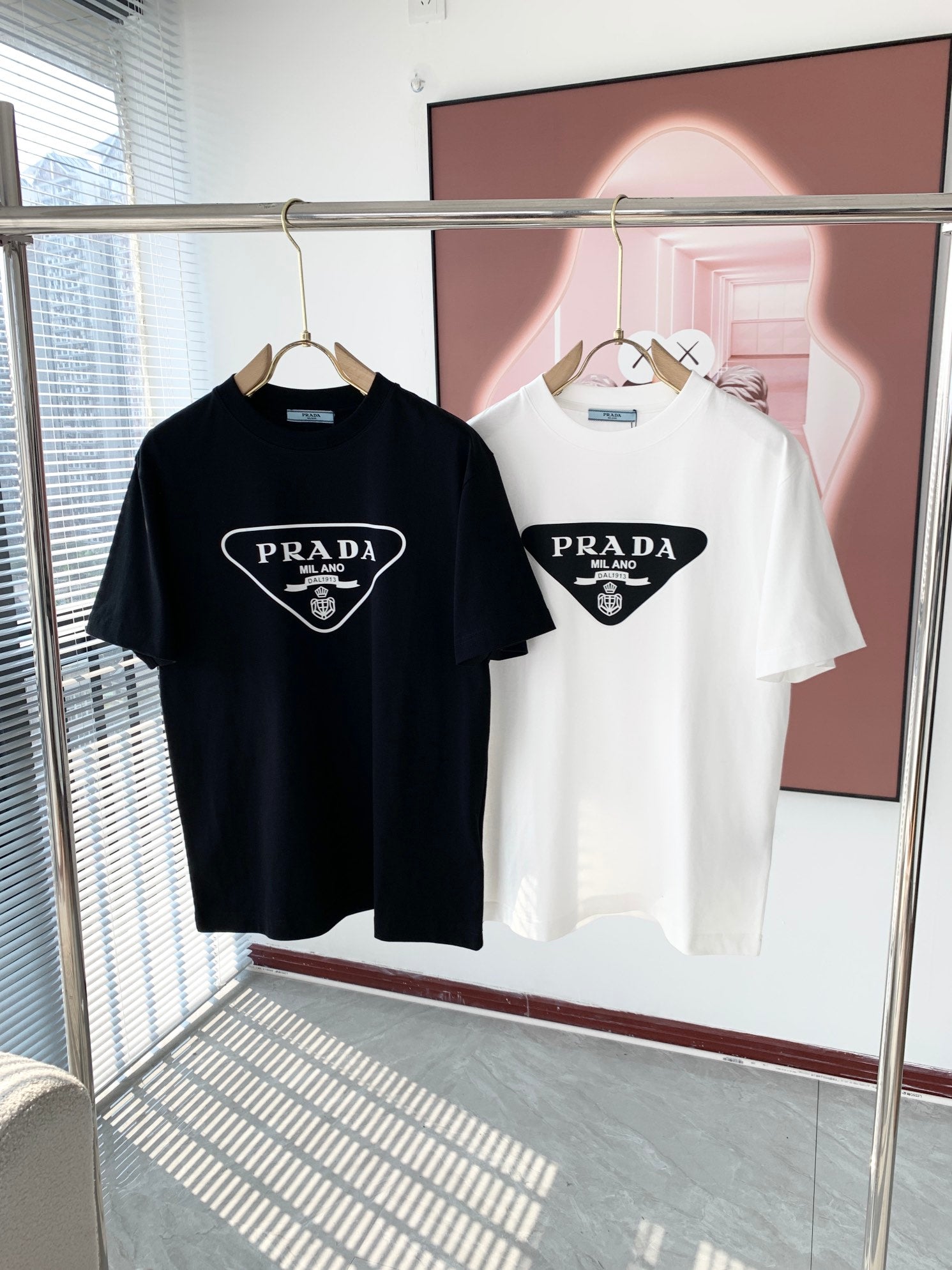 LuxluxHouse Best Quality Clothes T-shirt Prada