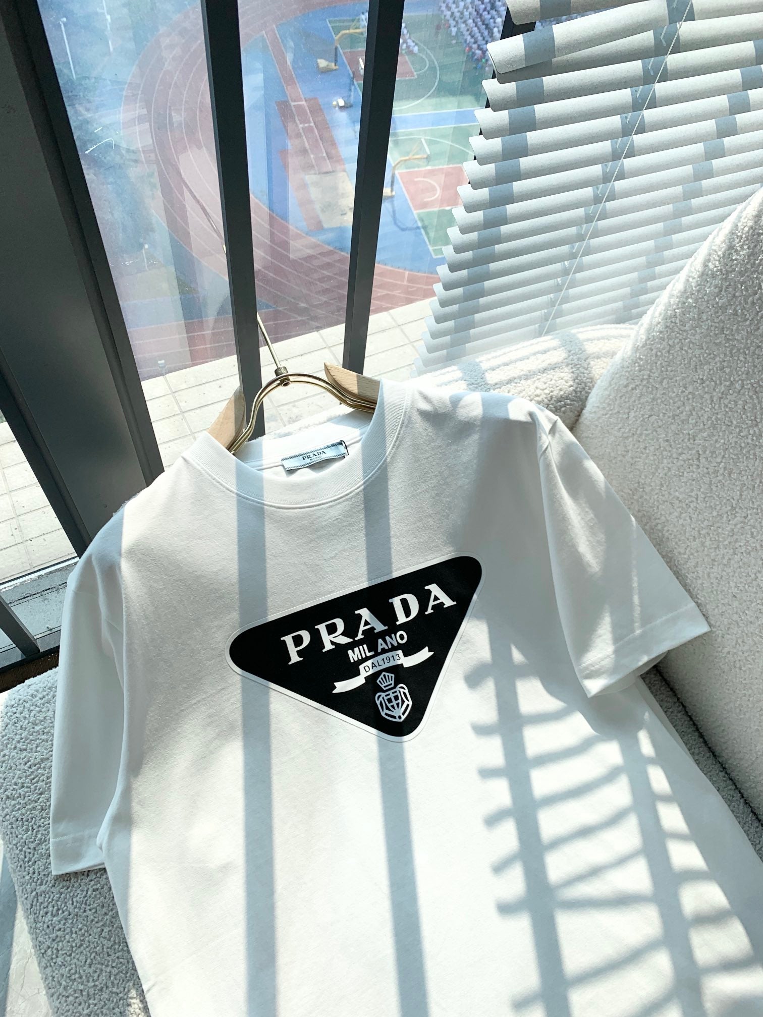 LuxluxHouse Best Quality Clothes T-shirt Prada