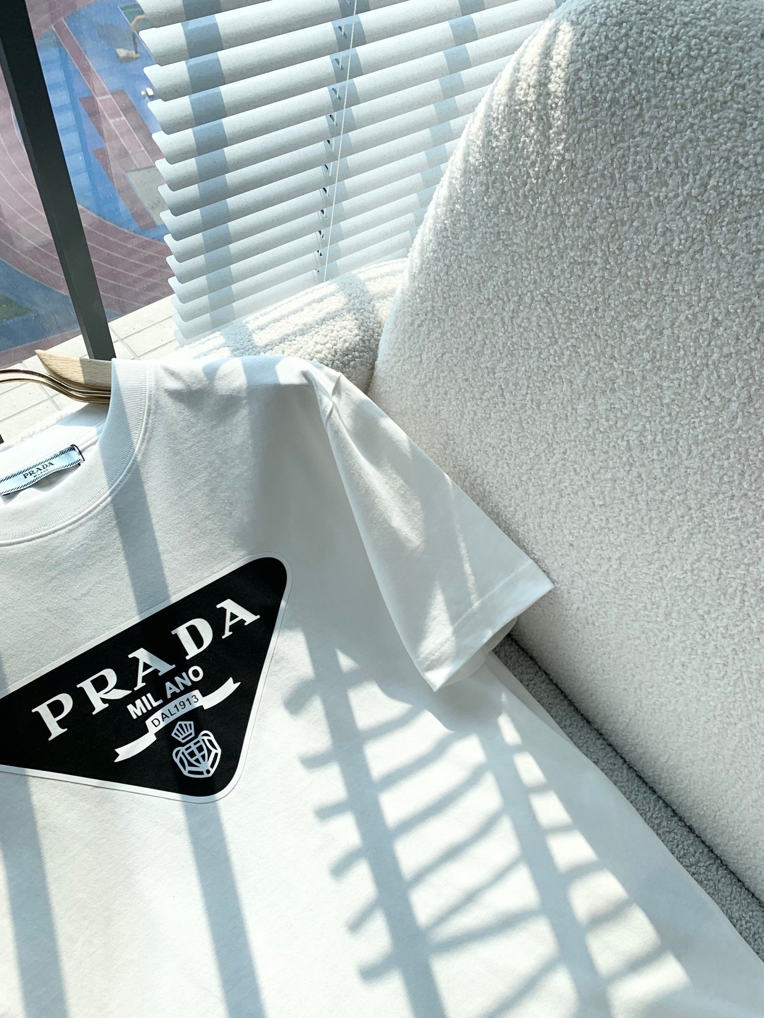 LuxluxHouse Best Quality Clothes T-shirt Prada