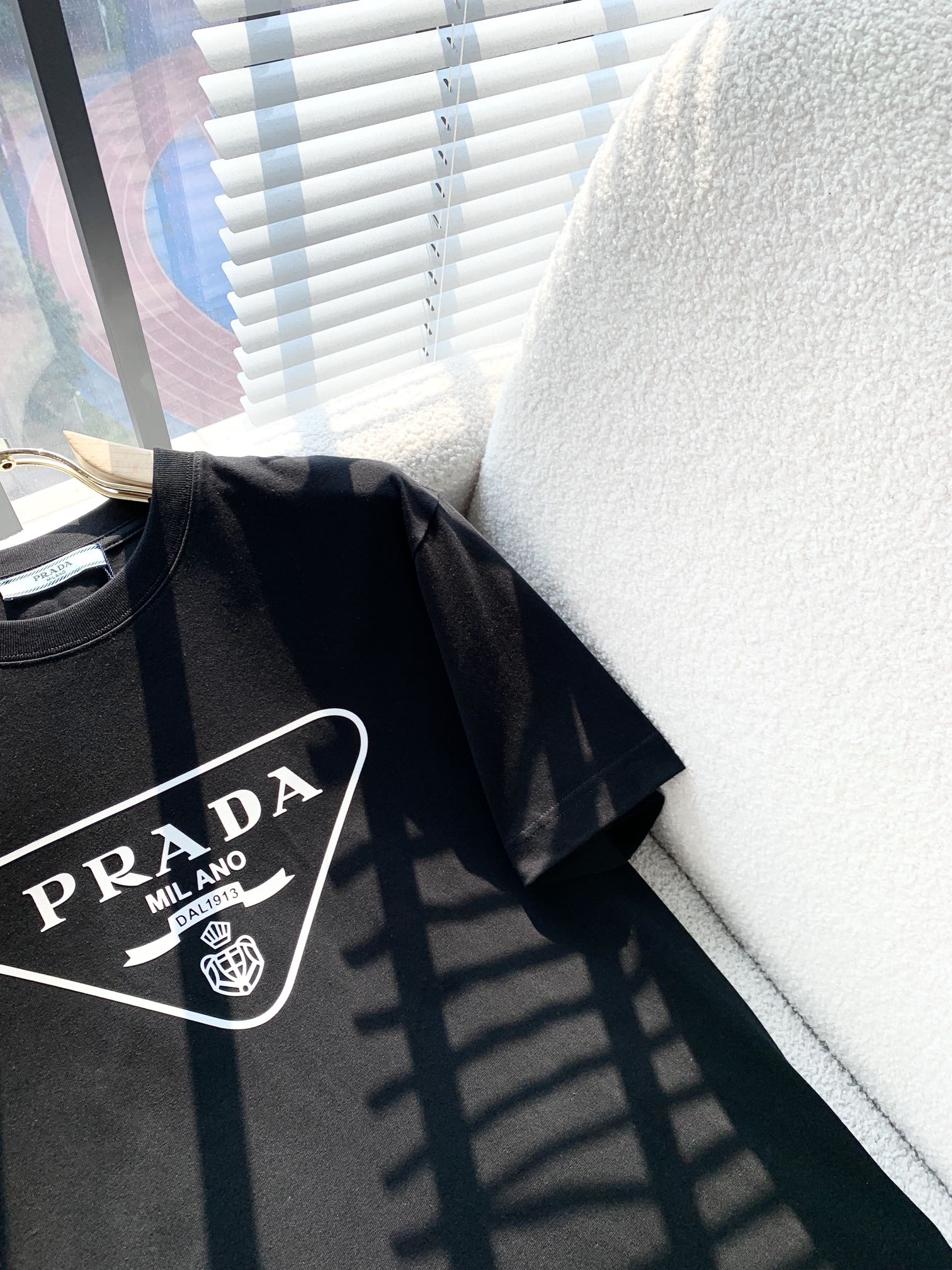 LuxluxHouse Best Quality Clothes T-shirt Prada
