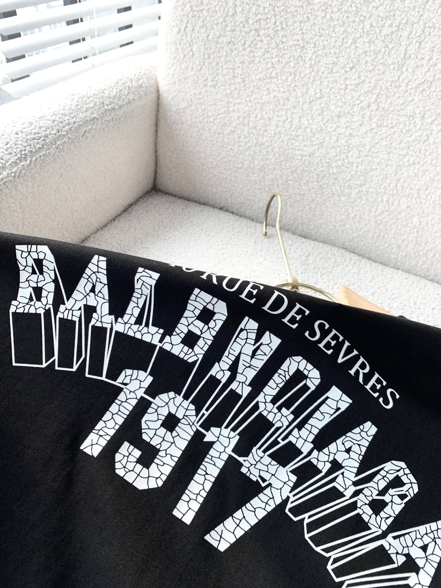 LuxluxHouse Best Quality Clothes Balenciaga T-shirt