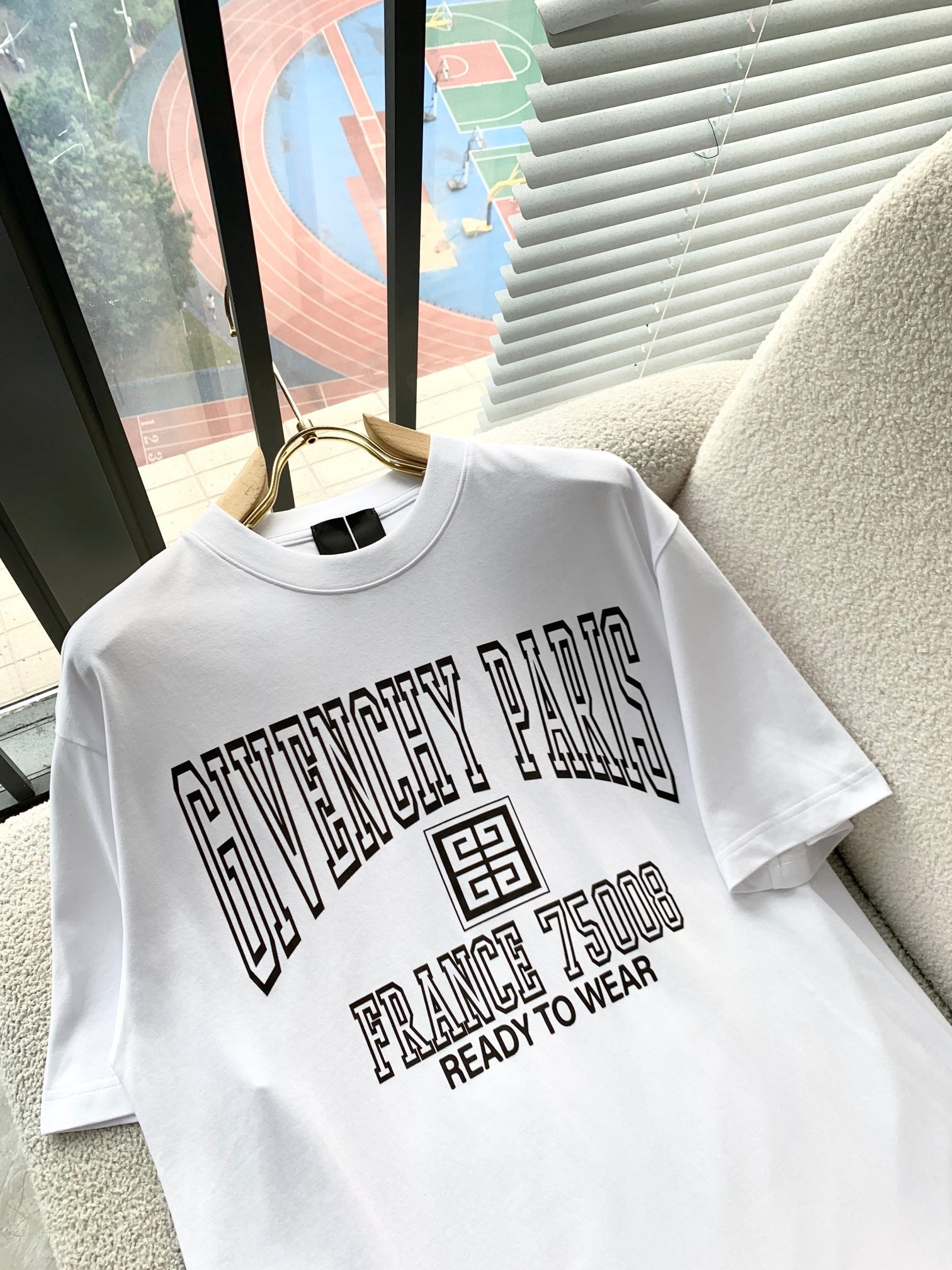 LuxluxHouse Best Quality Clothes Givenchy T-shirt