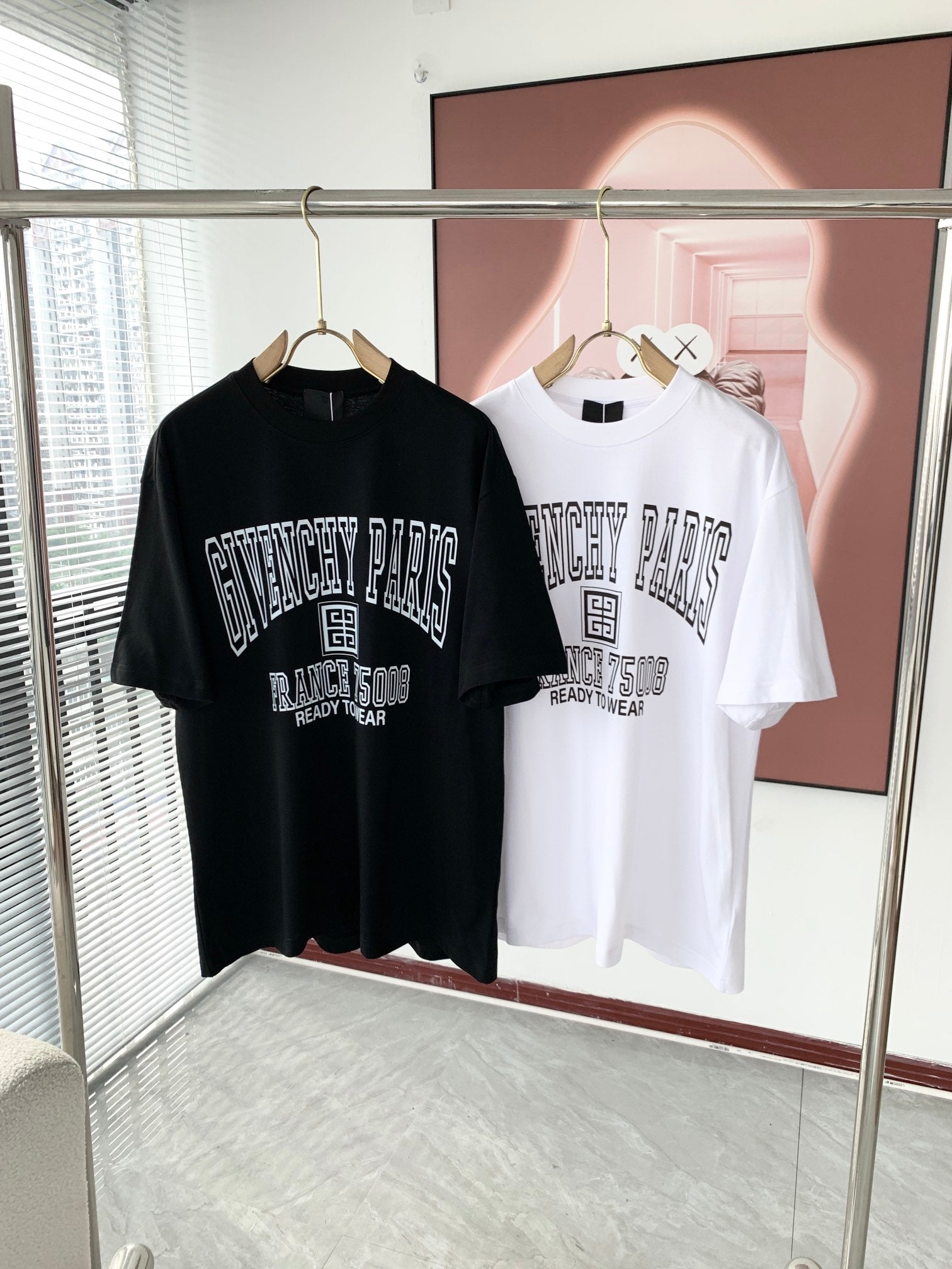 LuxluxHouse Best Quality Clothes Givenchy T-shirt