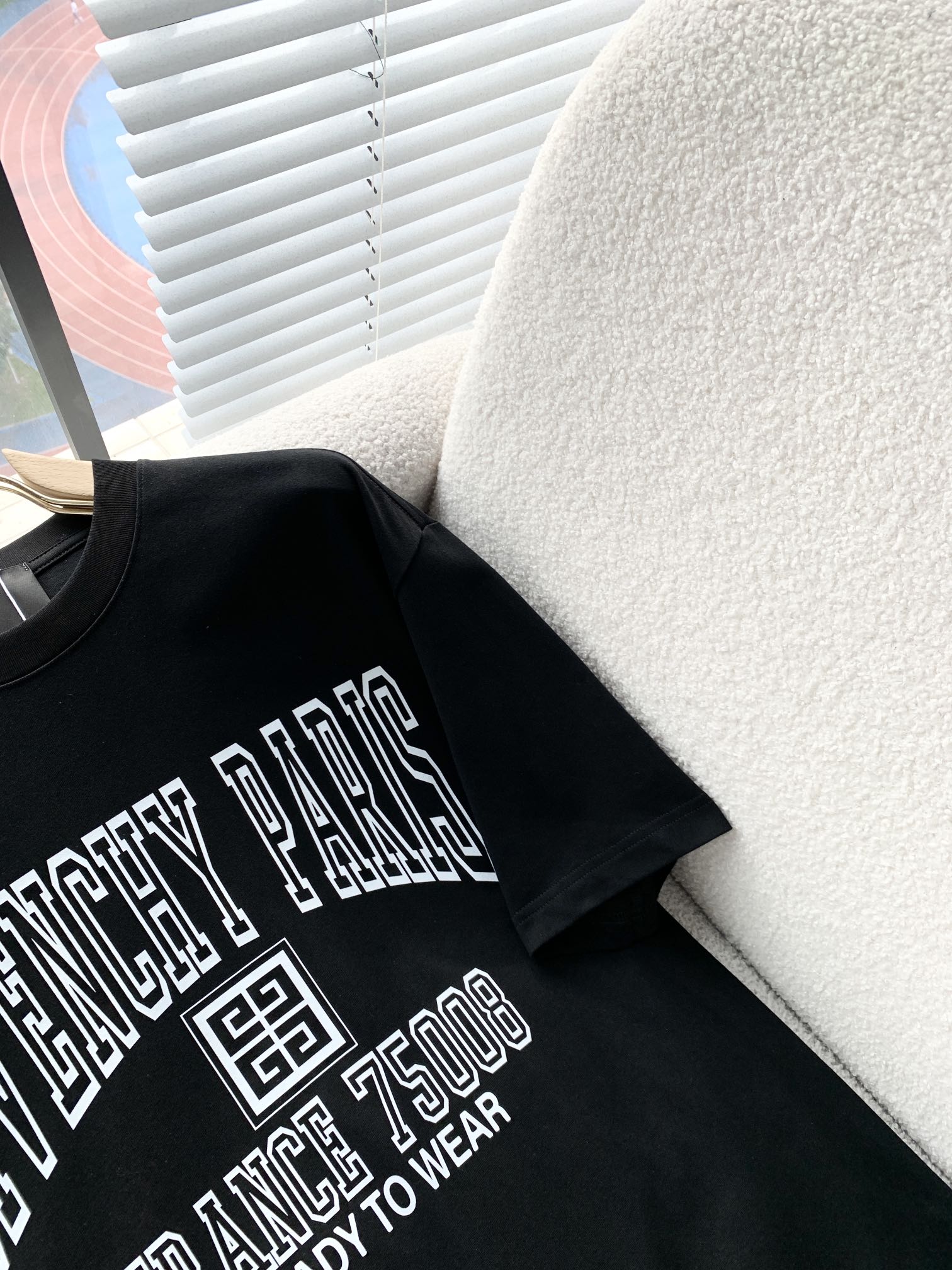 LuxluxHouse Best Quality Clothes Givenchy T-shirt