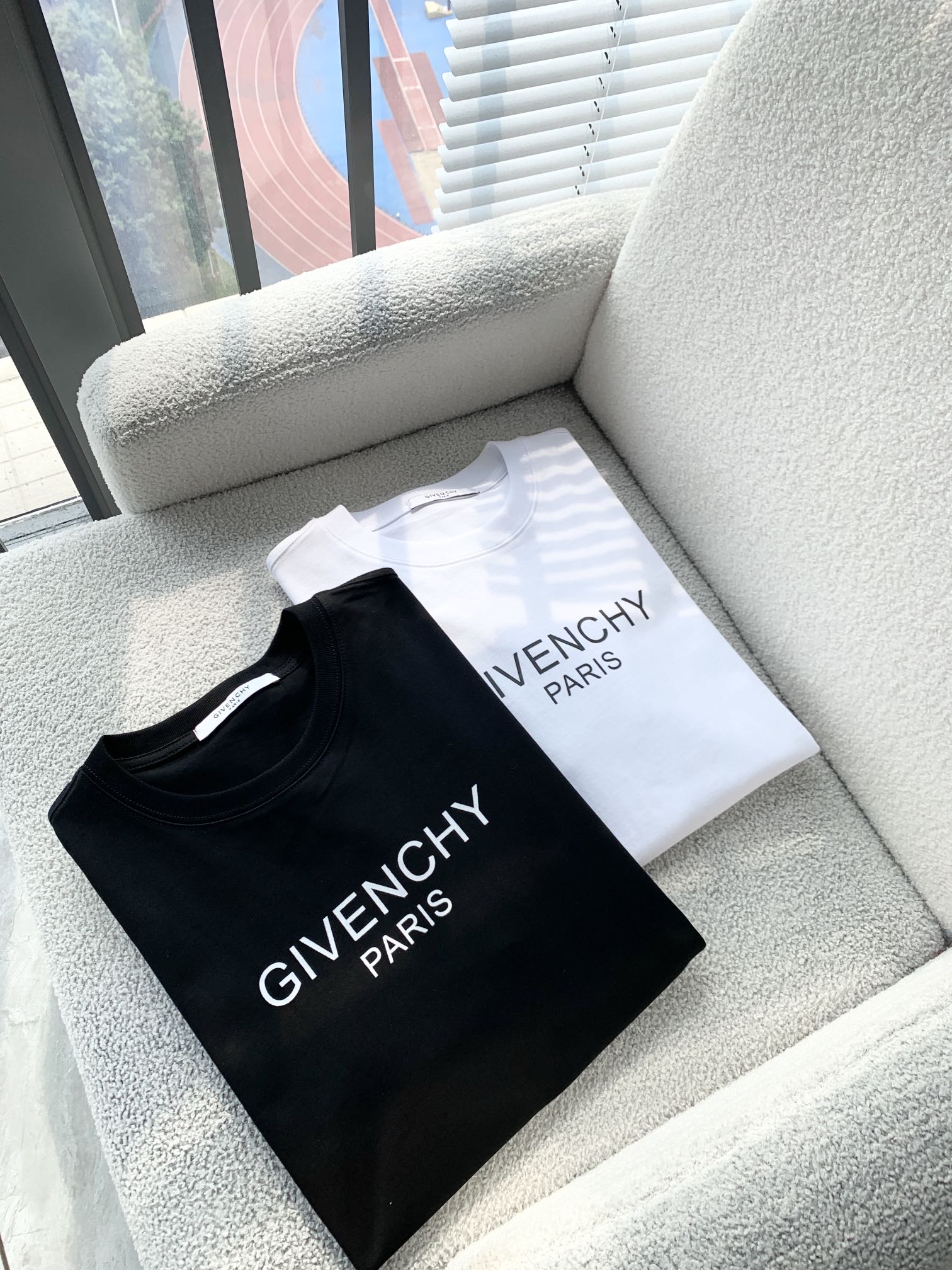 LuxluxHouse Best Quality Clothes Givenchy T-shirt