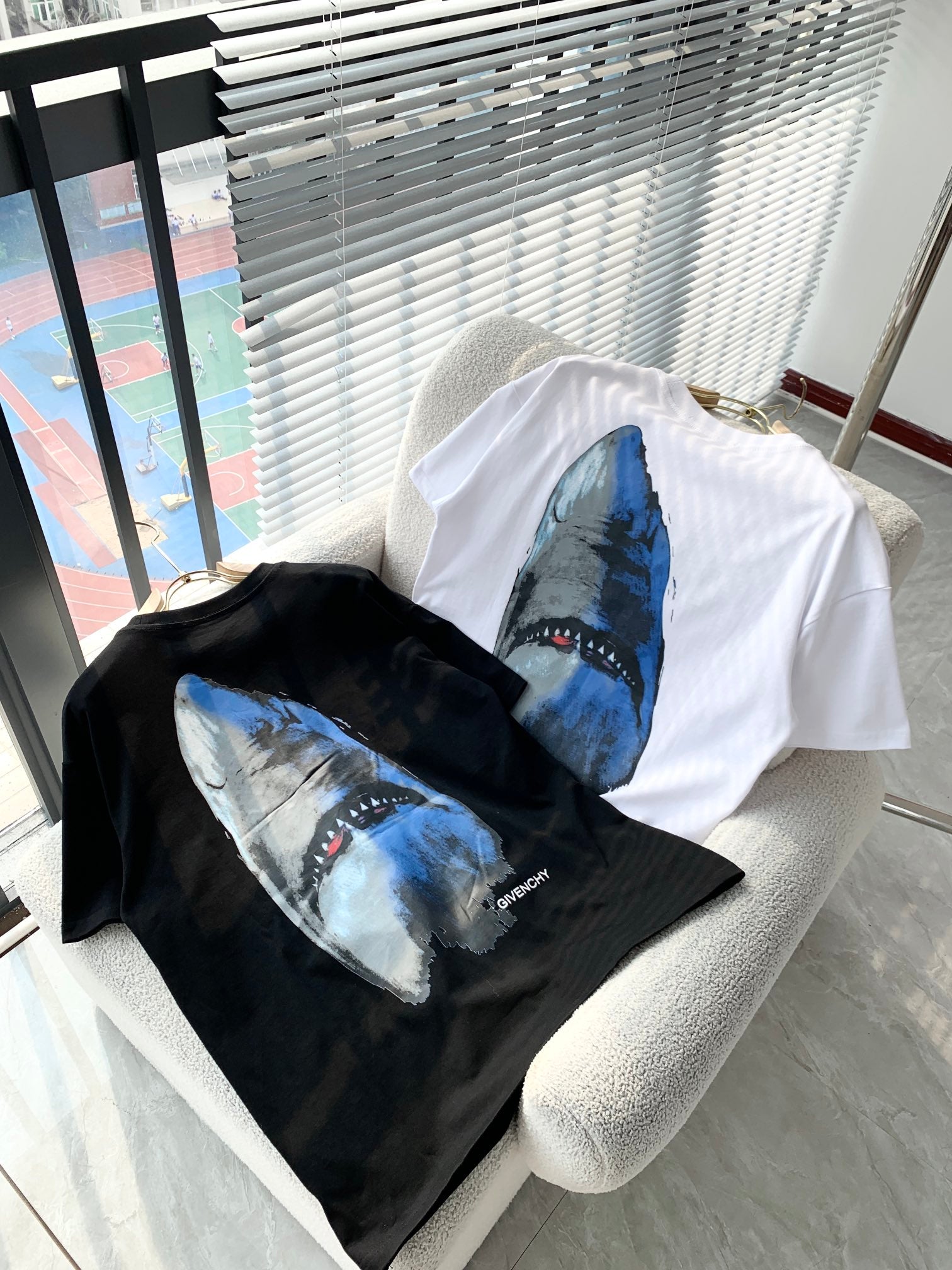 LuxluxHouse Best Quality Clothes Givenchy T-shirt