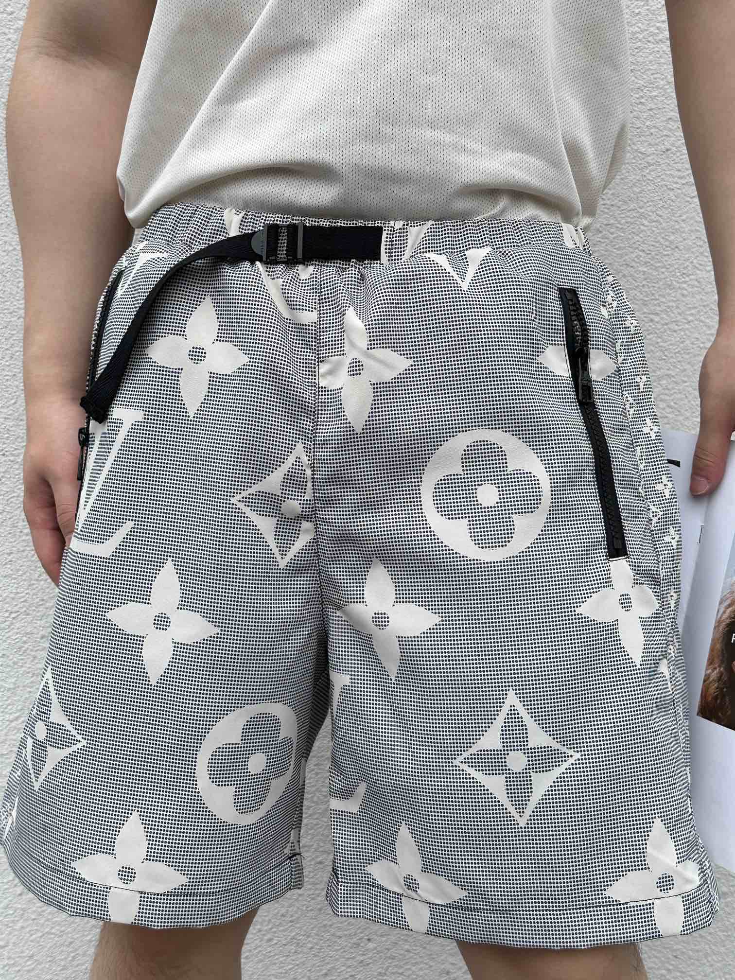 LuxluxHouse Best Quality Clothes T-shirt Louis Vuitton