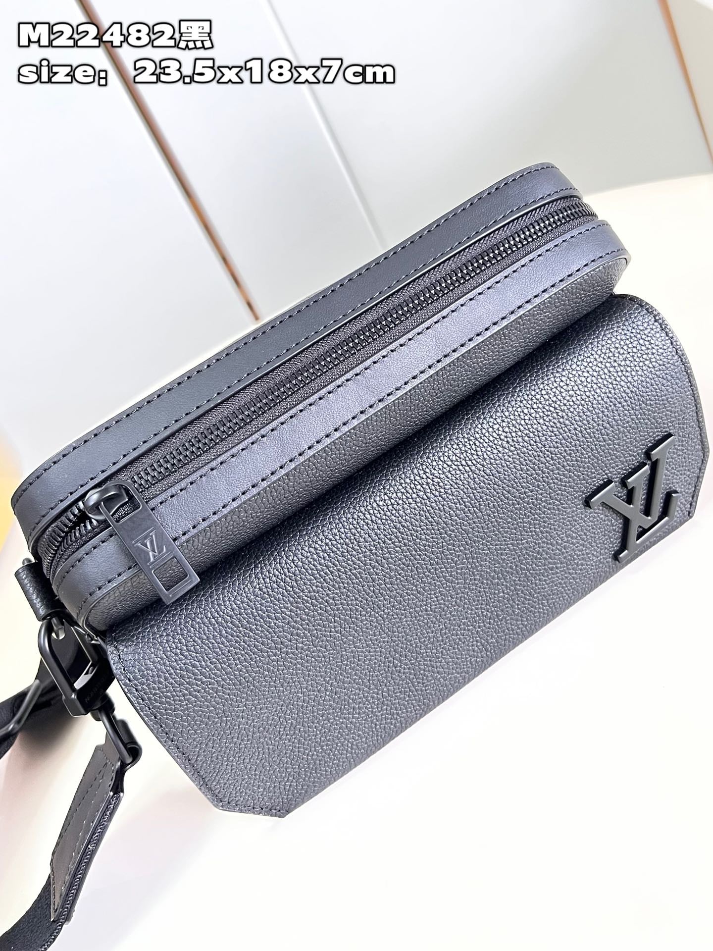 LuxluxHouse Best Quality Bags Louis Vuitton Men