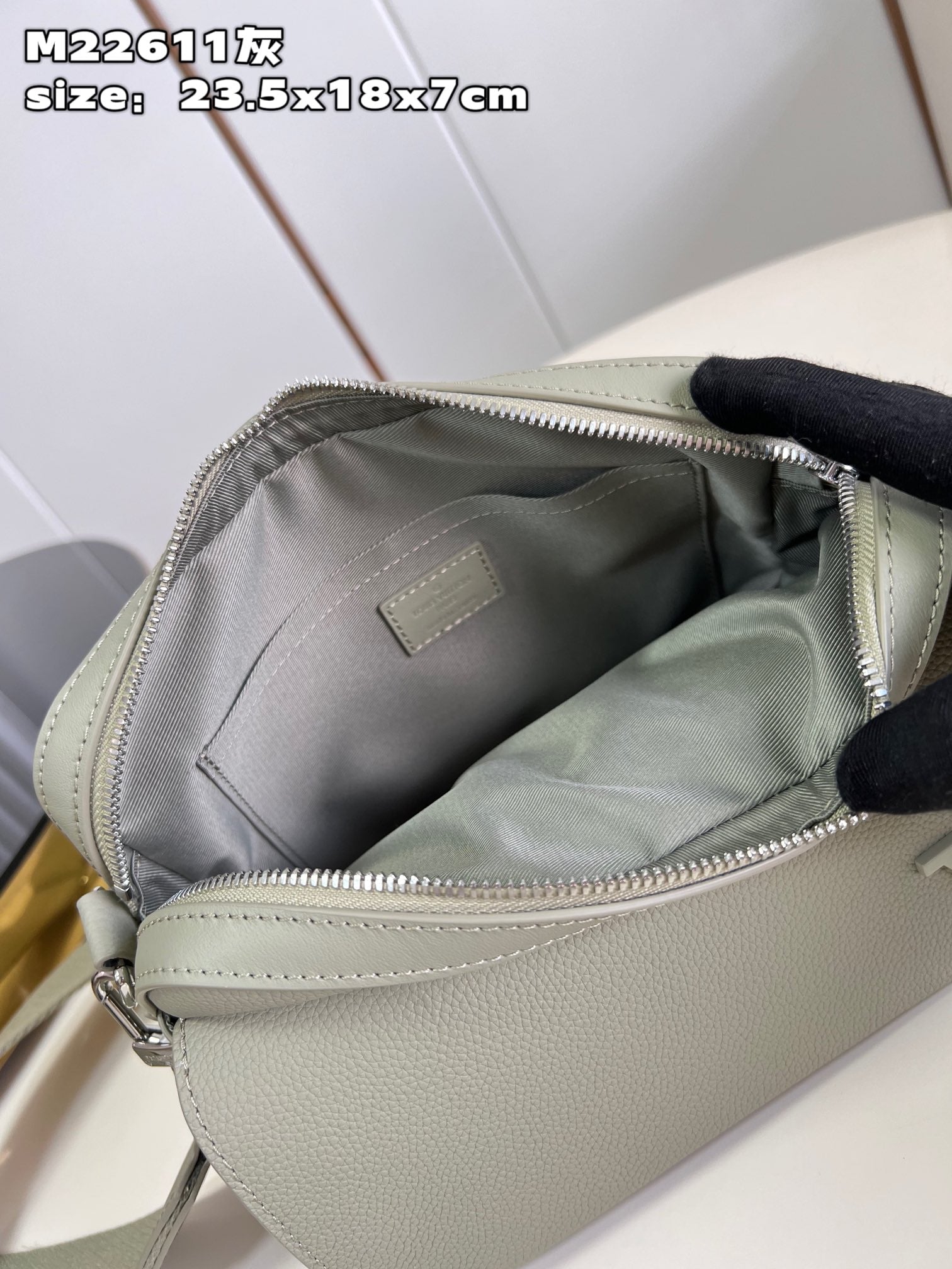 LuxluxHouse Best Quality Bags Louis Vuitton Men