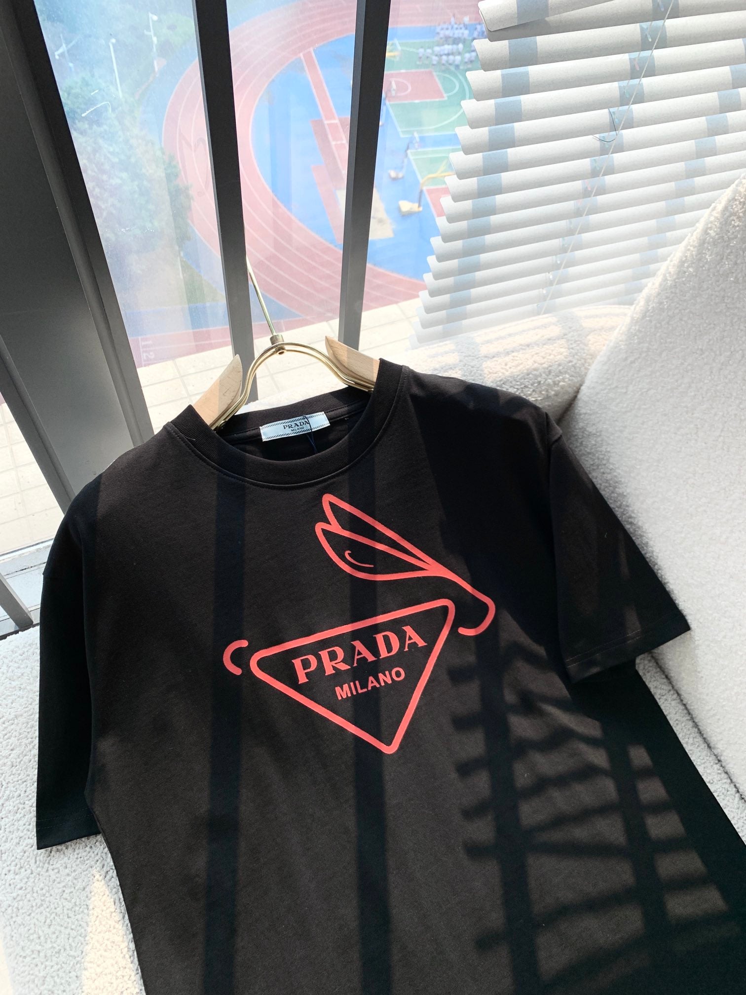 LuxluxHouse Best Quality Clothes T-shirt Prada