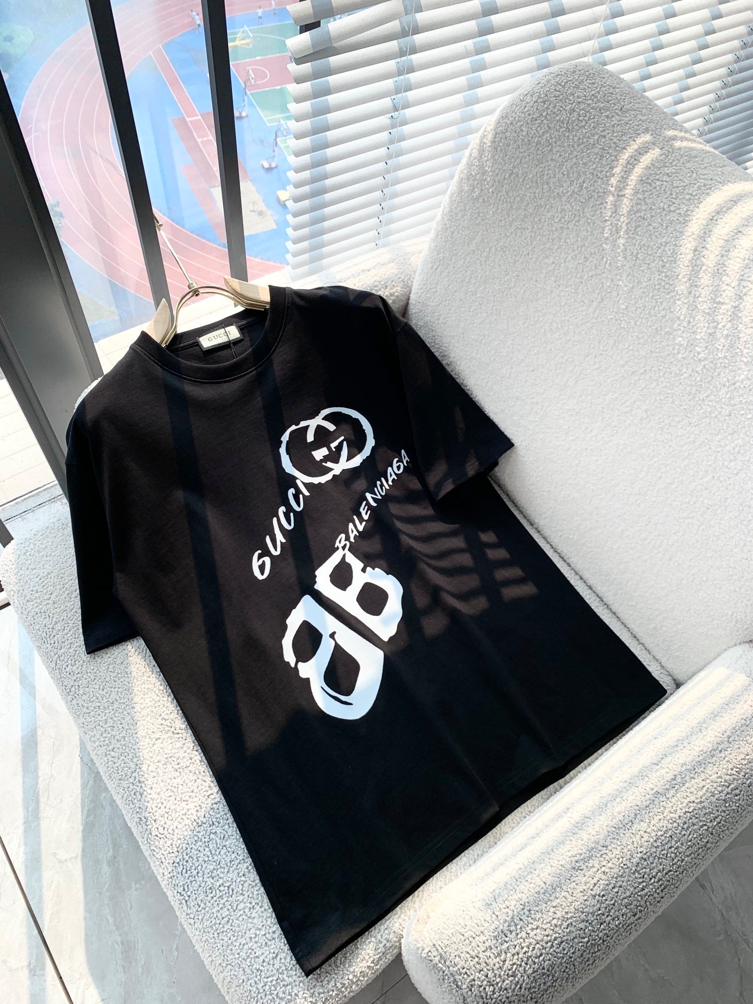 LuxluxHouse Best Quality Clothes T-shirt Louis Vuitton