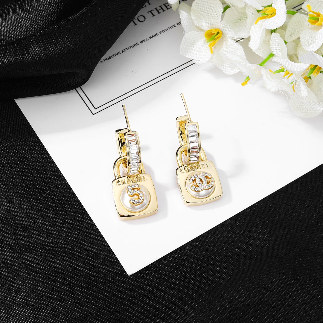 LuxluxHouse Best Quality Accessories Earrings Chanel Earrings