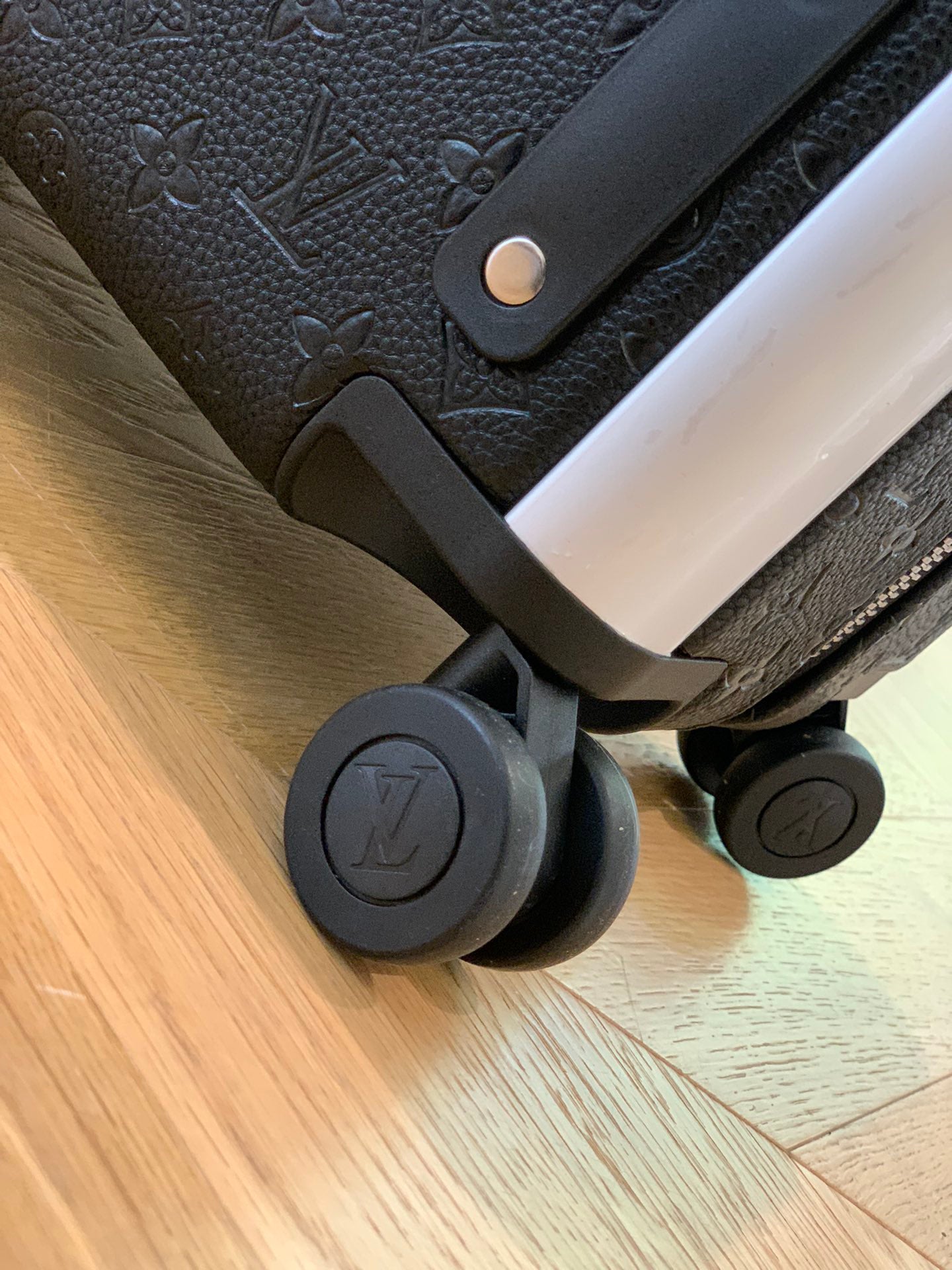 LuxluxHouse Best Quality Bags Luggage