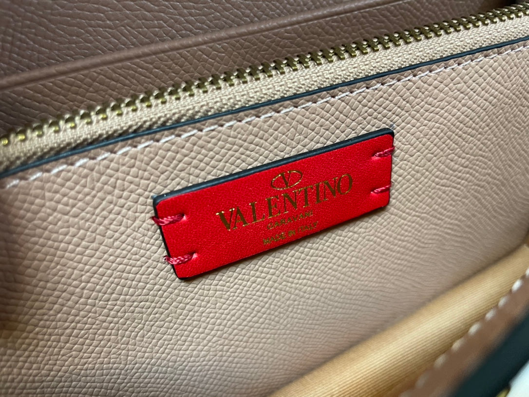 LuxluxHouse Best Quality Bags Valentino Women