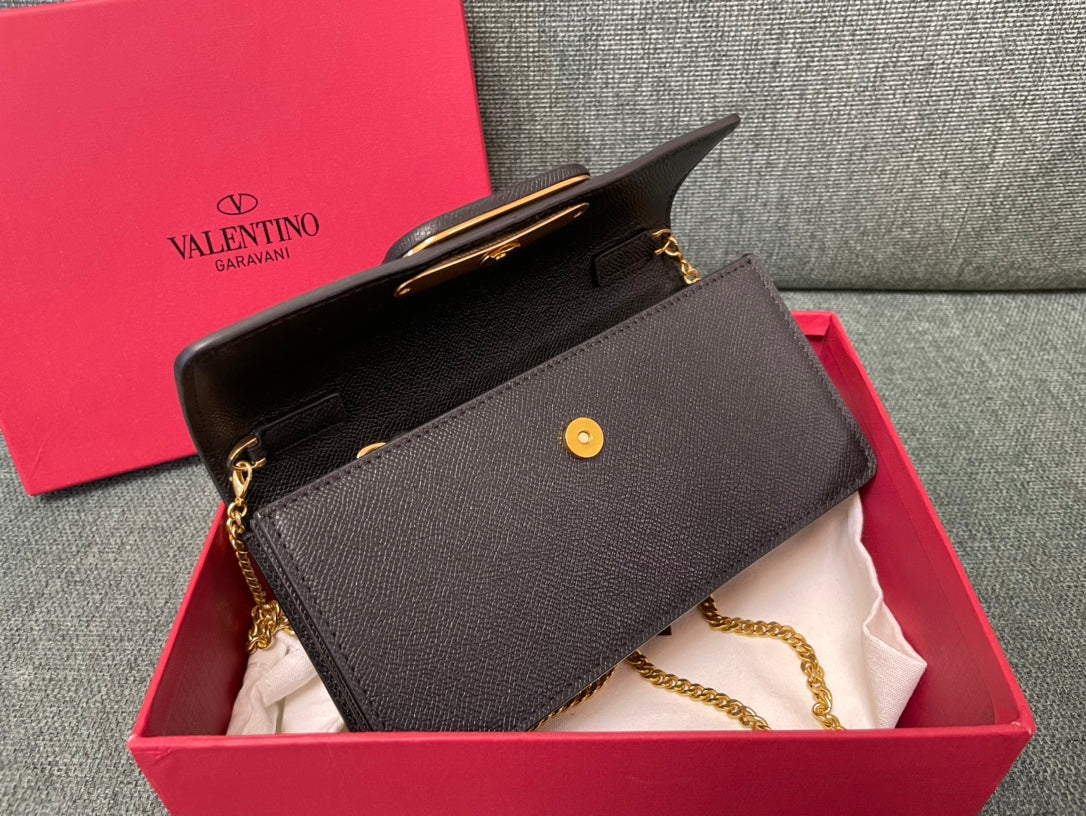 LuxluxHouse Best Quality Bags Valentino Women