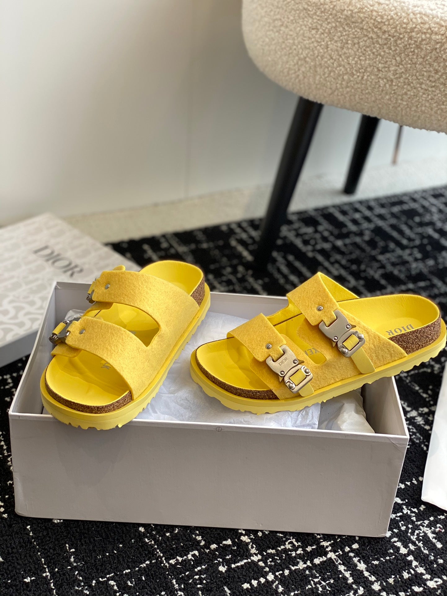 LuxluxHouse Best Quality Sandals Dior