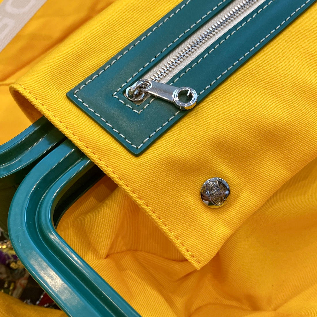 LuxluxHouse Best Quality Bags Luggage