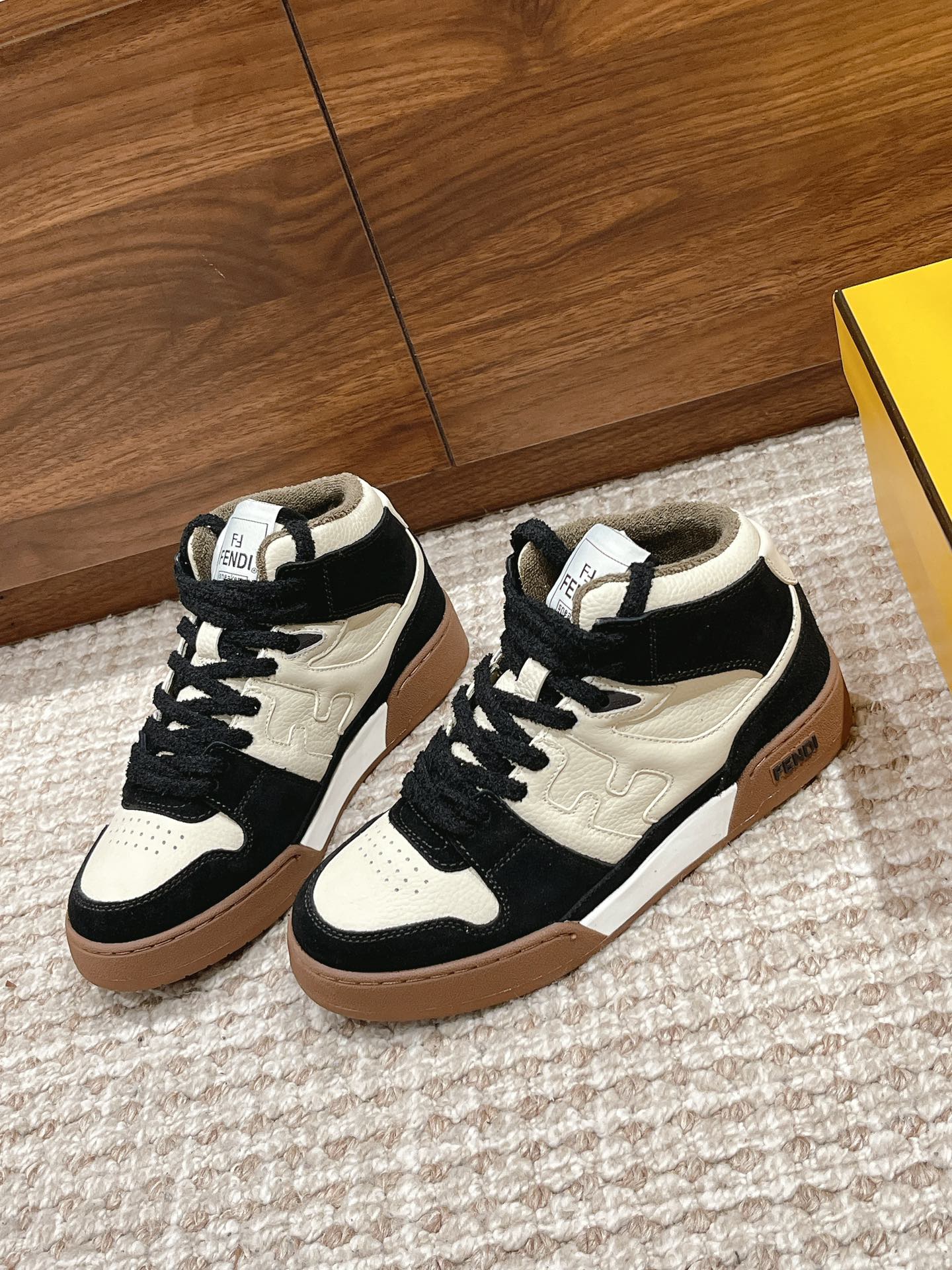 LuxluxHouse Best Quality Fendi Women Shoes