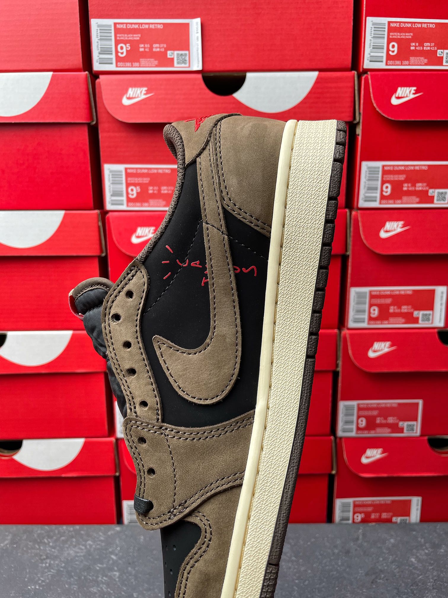 FK Batch-Air Jordan 1 × Travis Scott “Mocha”