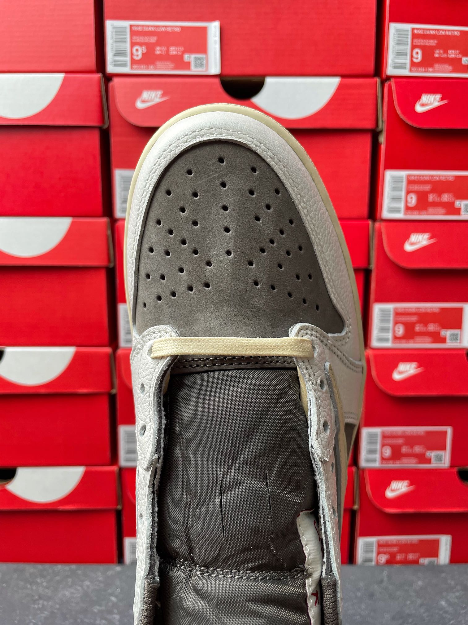 FK Batch-Air Jordan 1 × Travis Scott “ Reverse Mocha”